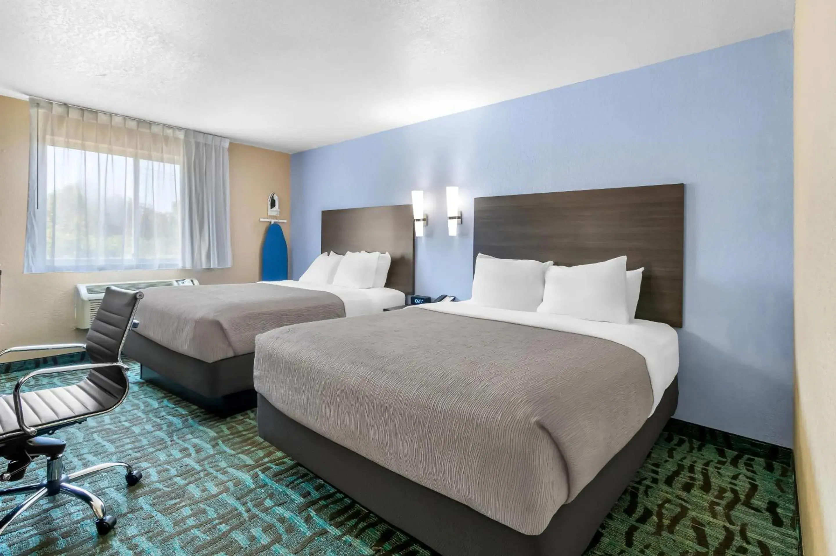 Bedroom, Bed in Quality Inn Bedroom, Bed in Quality Inn