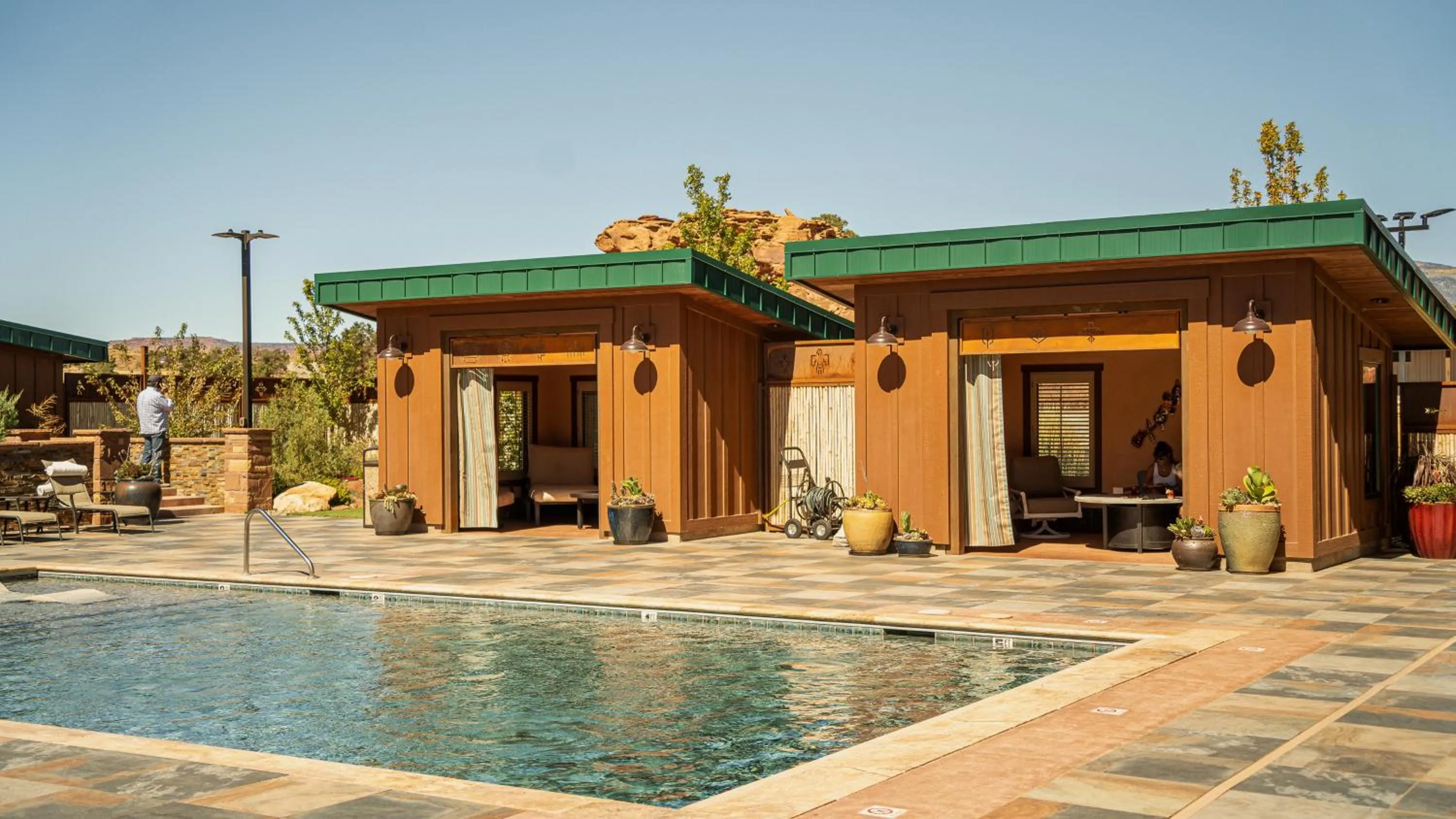 Swimming pool in Cougar Ridge Resort