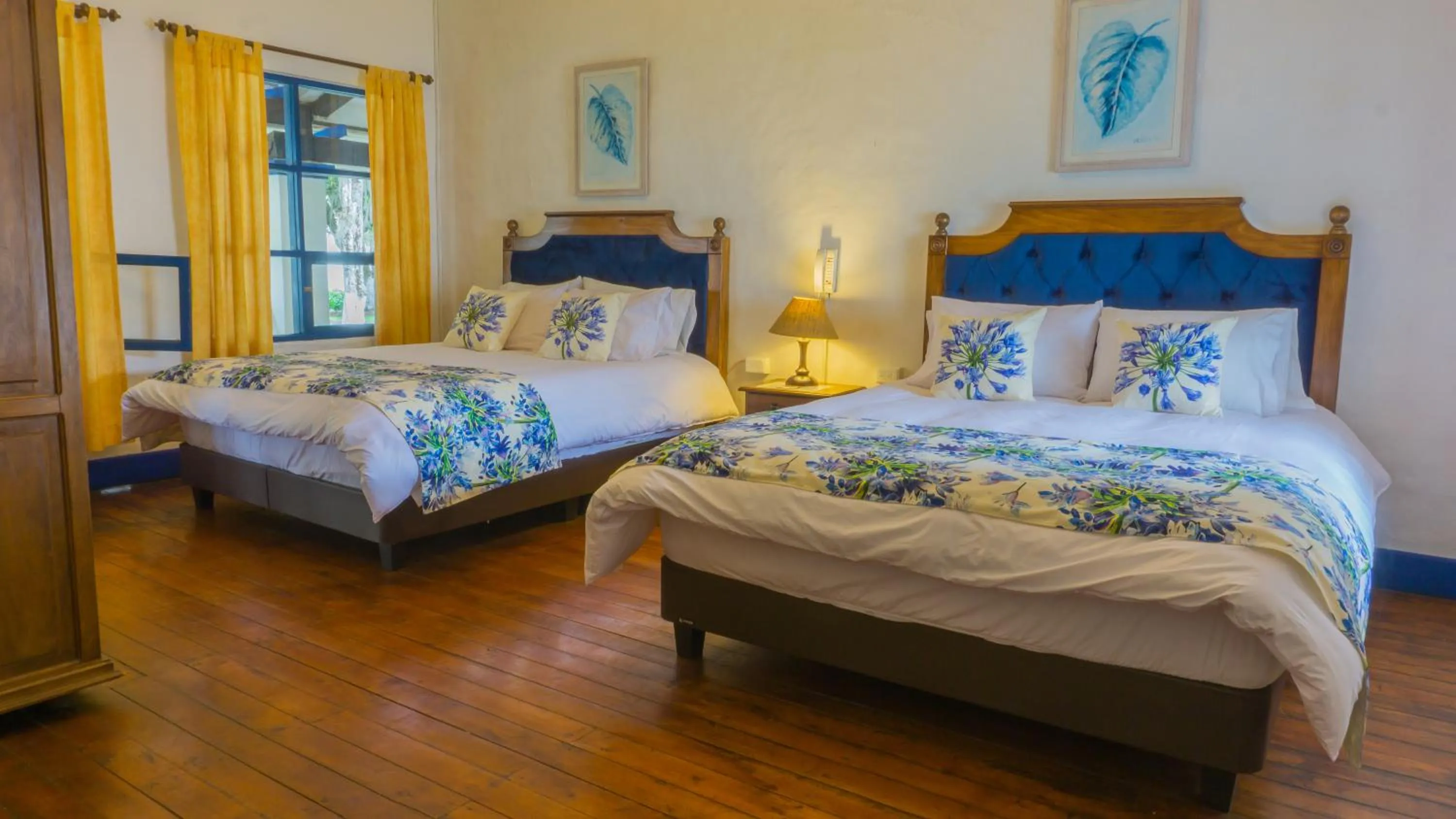 Bed in Hostería Hacienda Pinsaqui