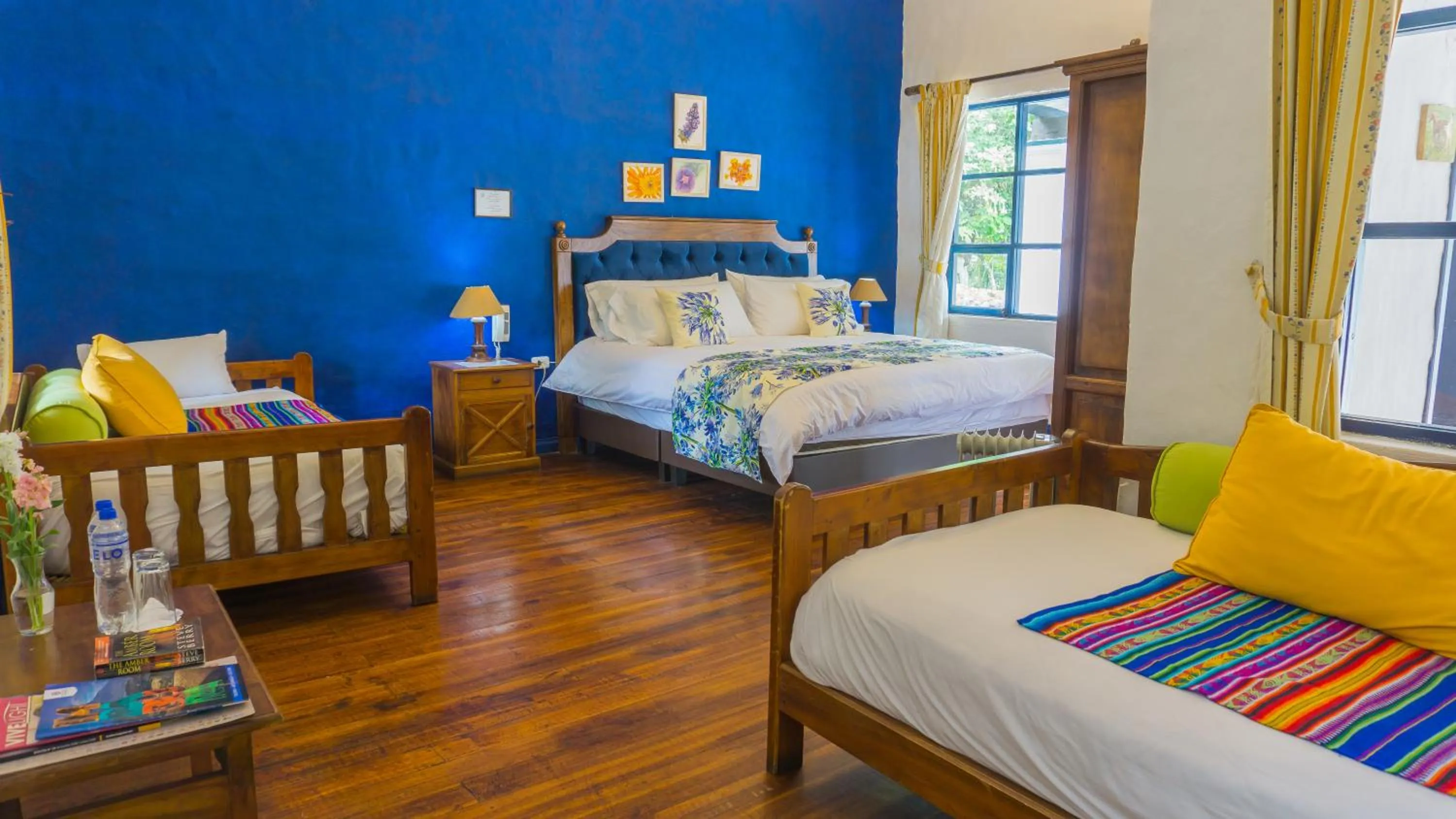 Bed in Hostería Hacienda Pinsaqui