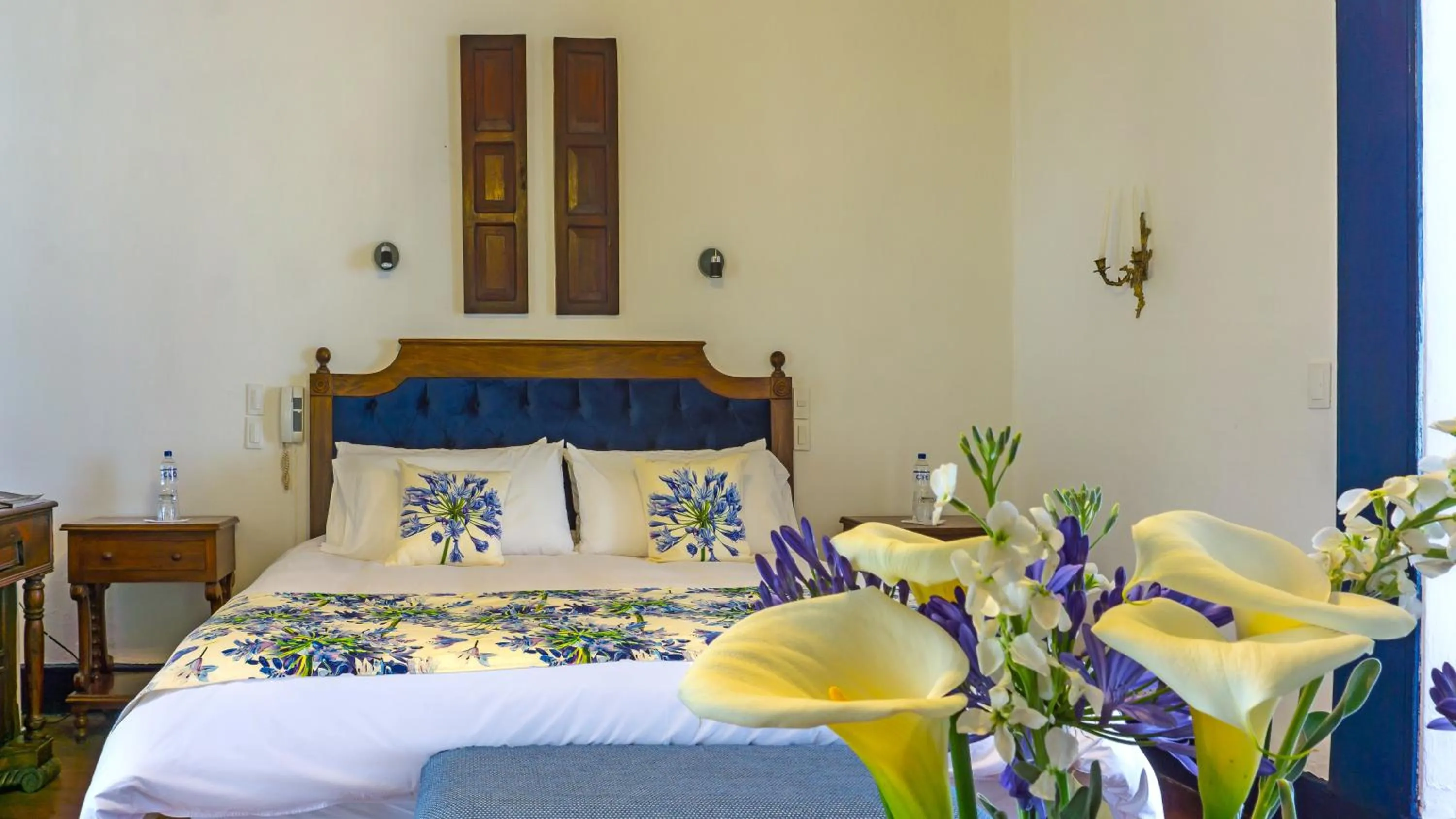 Bed in Hostería Hacienda Pinsaqui