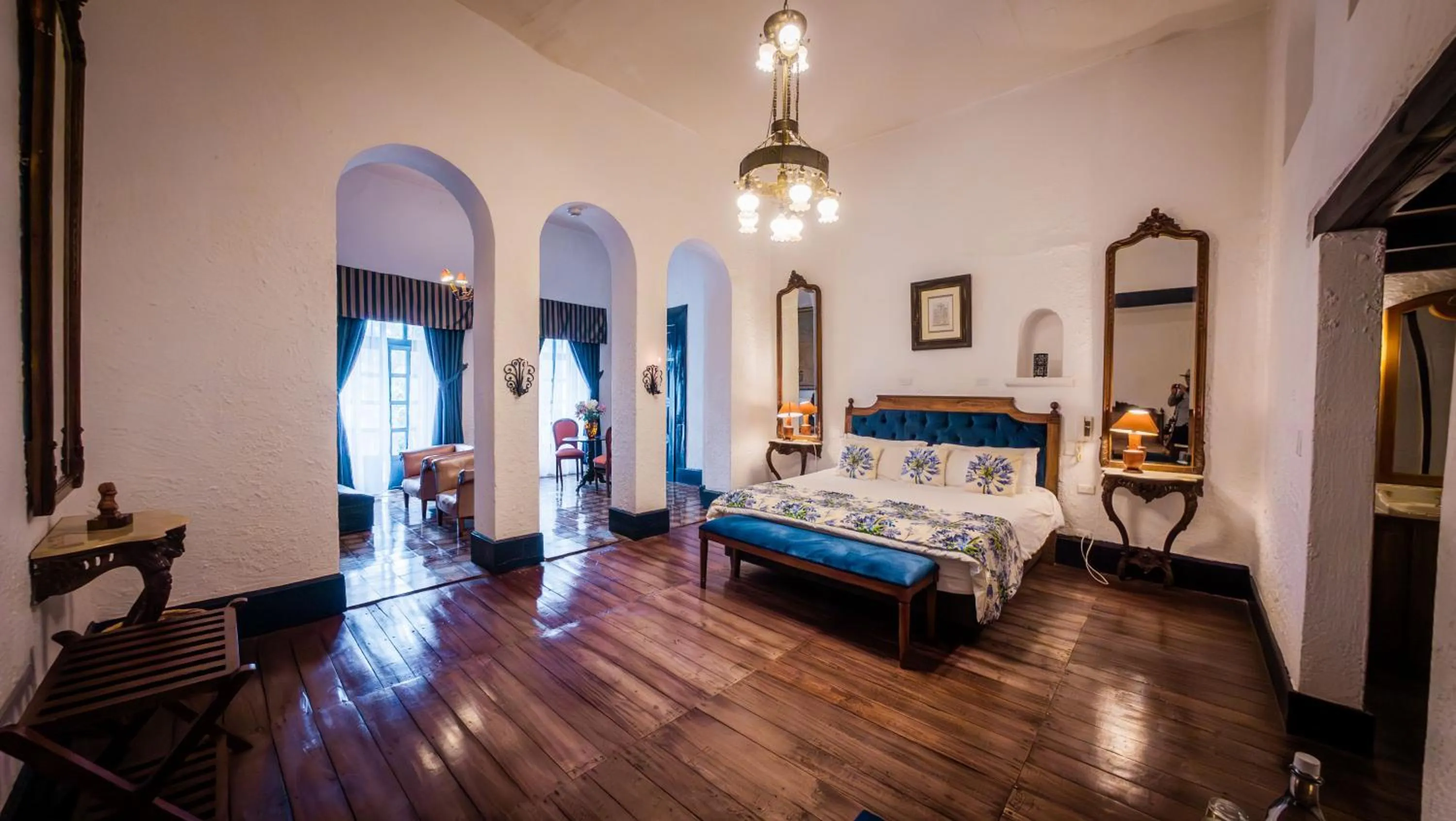 Bed in Hostería Hacienda Pinsaqui