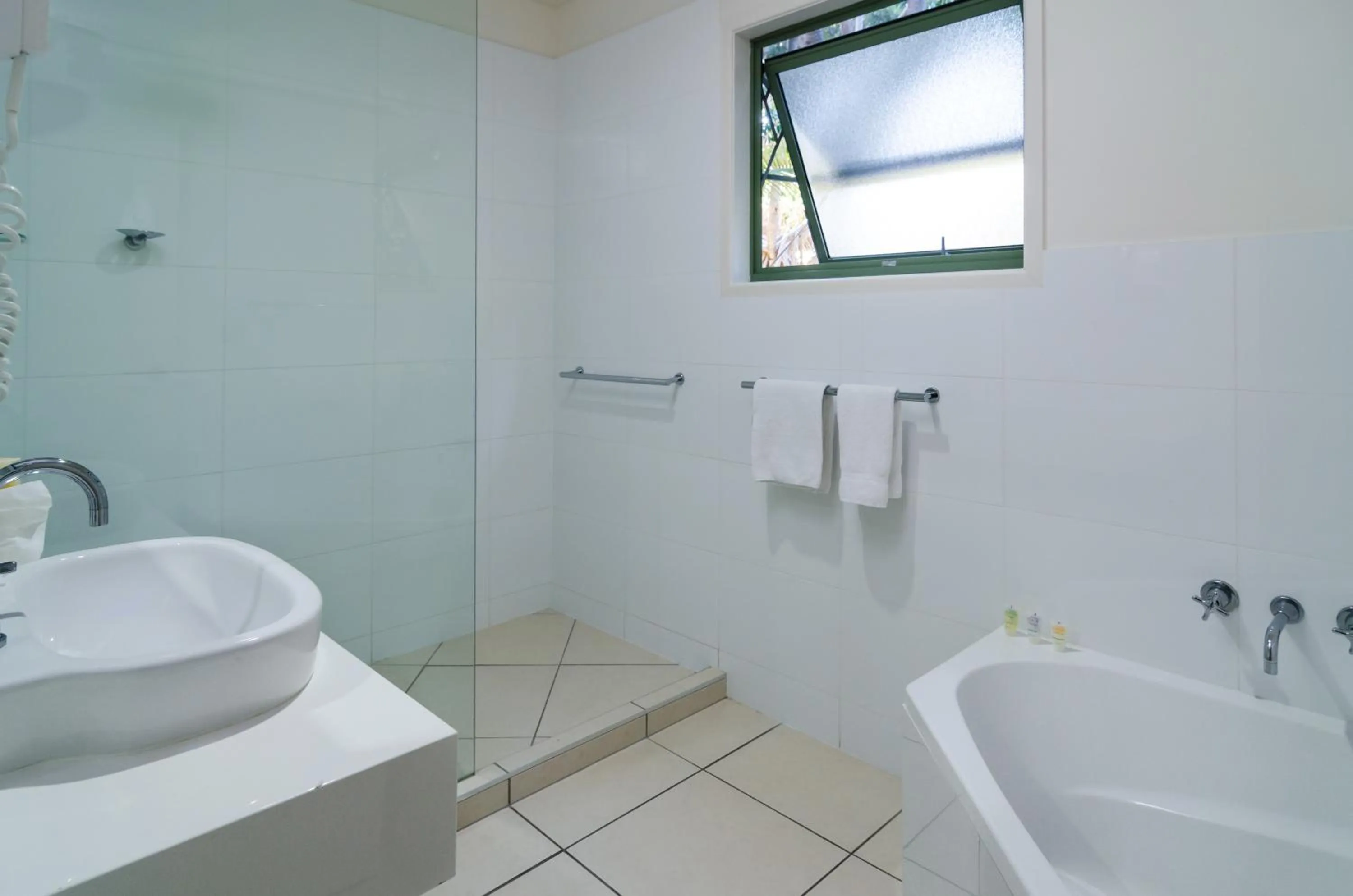 The Retreat Beach Houses