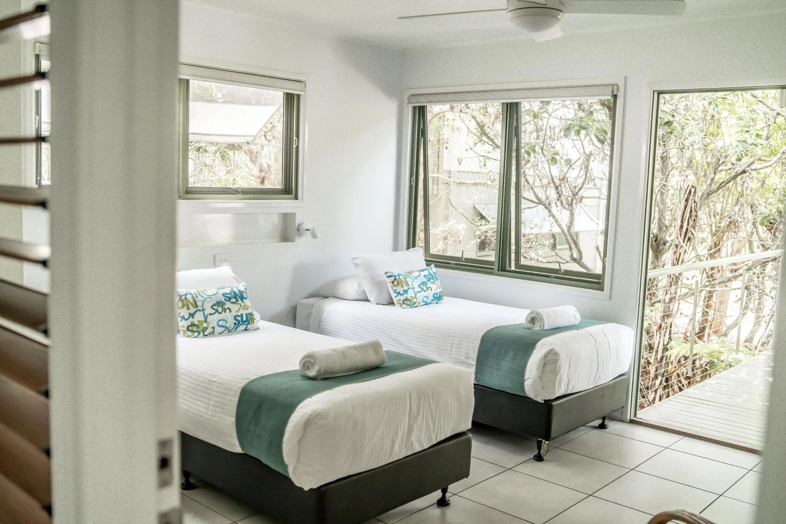 Bed in The Retreat Beach Houses