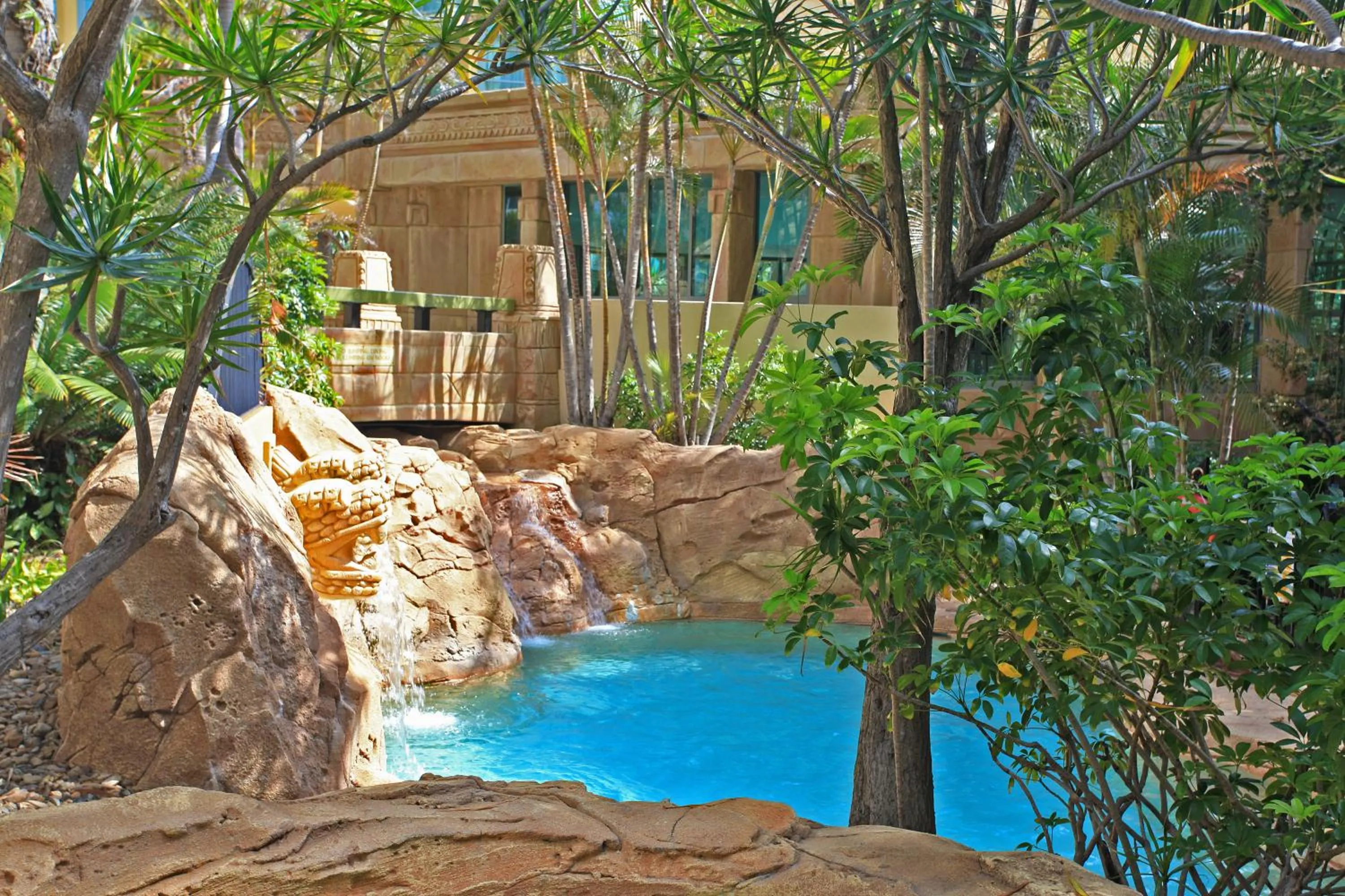 Swimming pool in Holiday Holiday Sun City Apartments