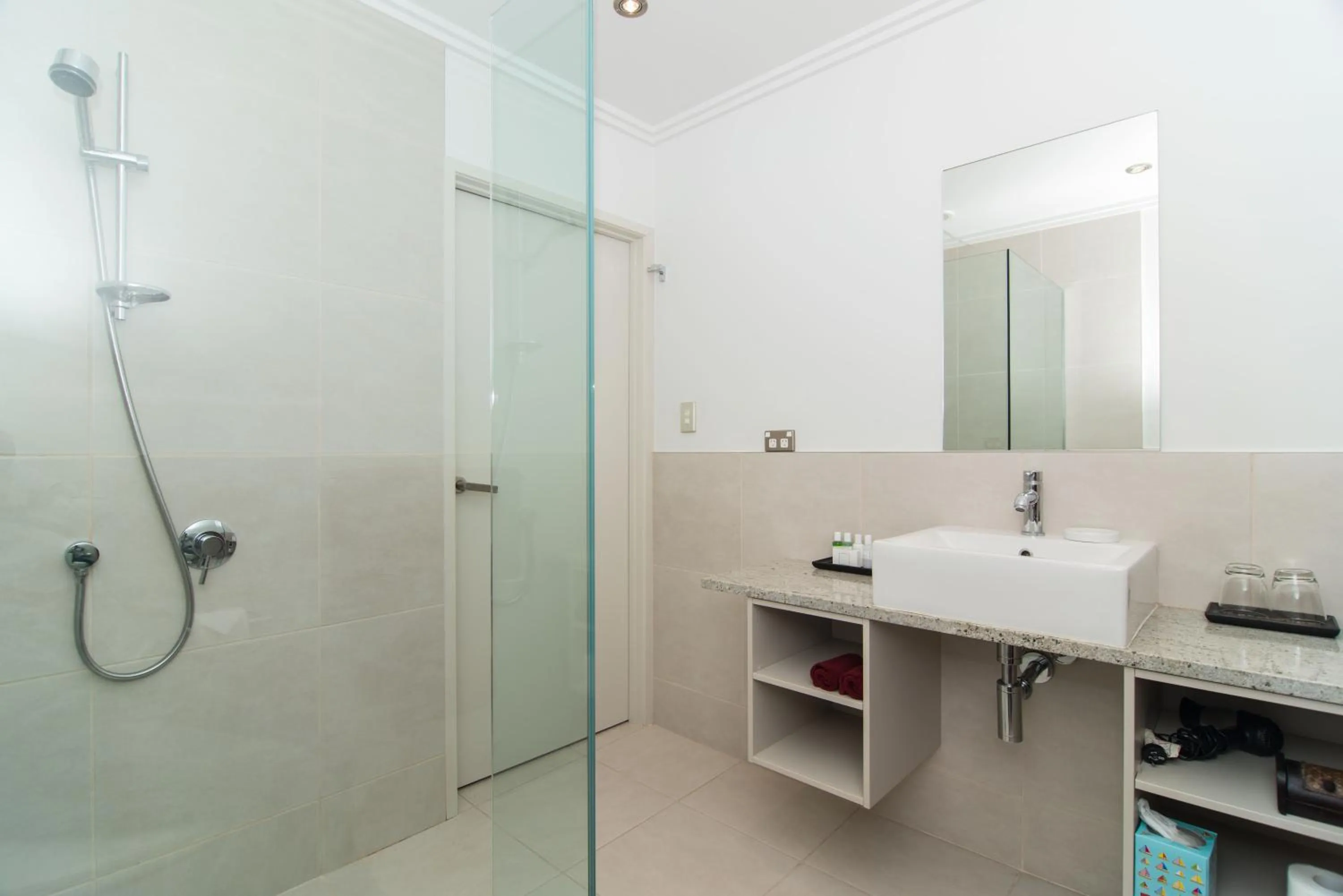 Bathroom in Decks of Paihia