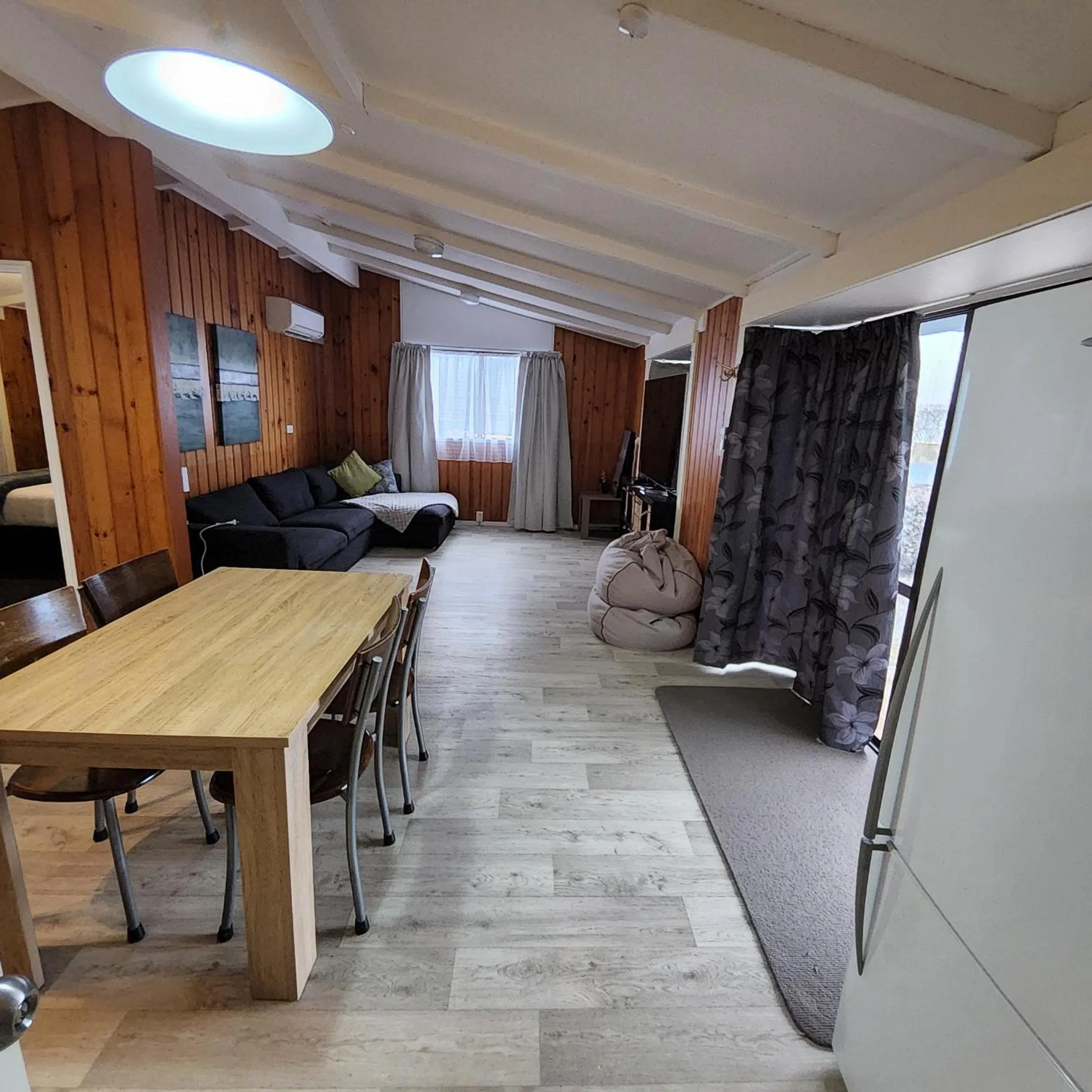 Living room in LKNZ Lodge & Cafe