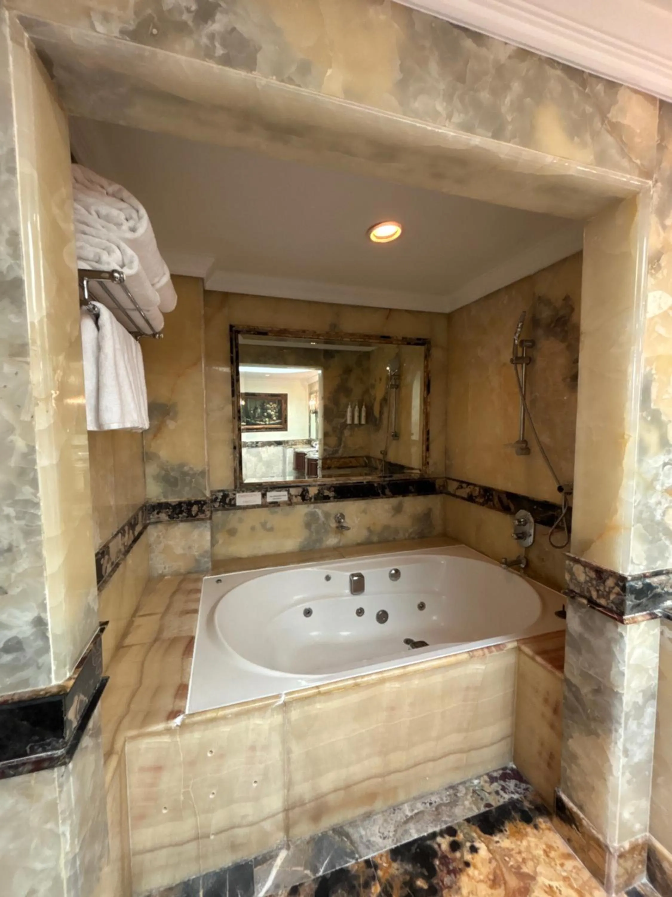 Bathroom in Le Royal Meridien Chennai