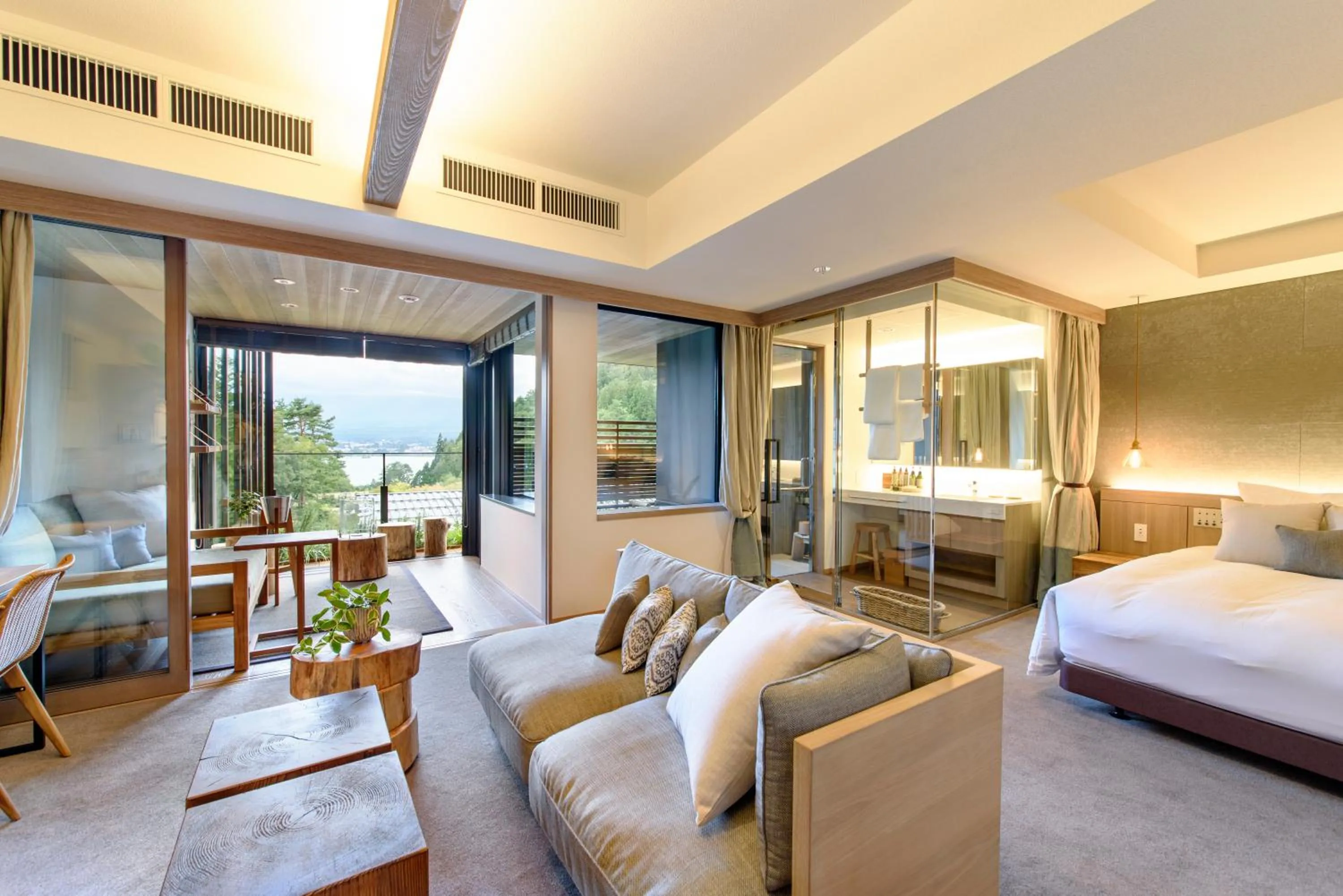 Photo of the whole room, Bed in Fufu Kawaguchiko