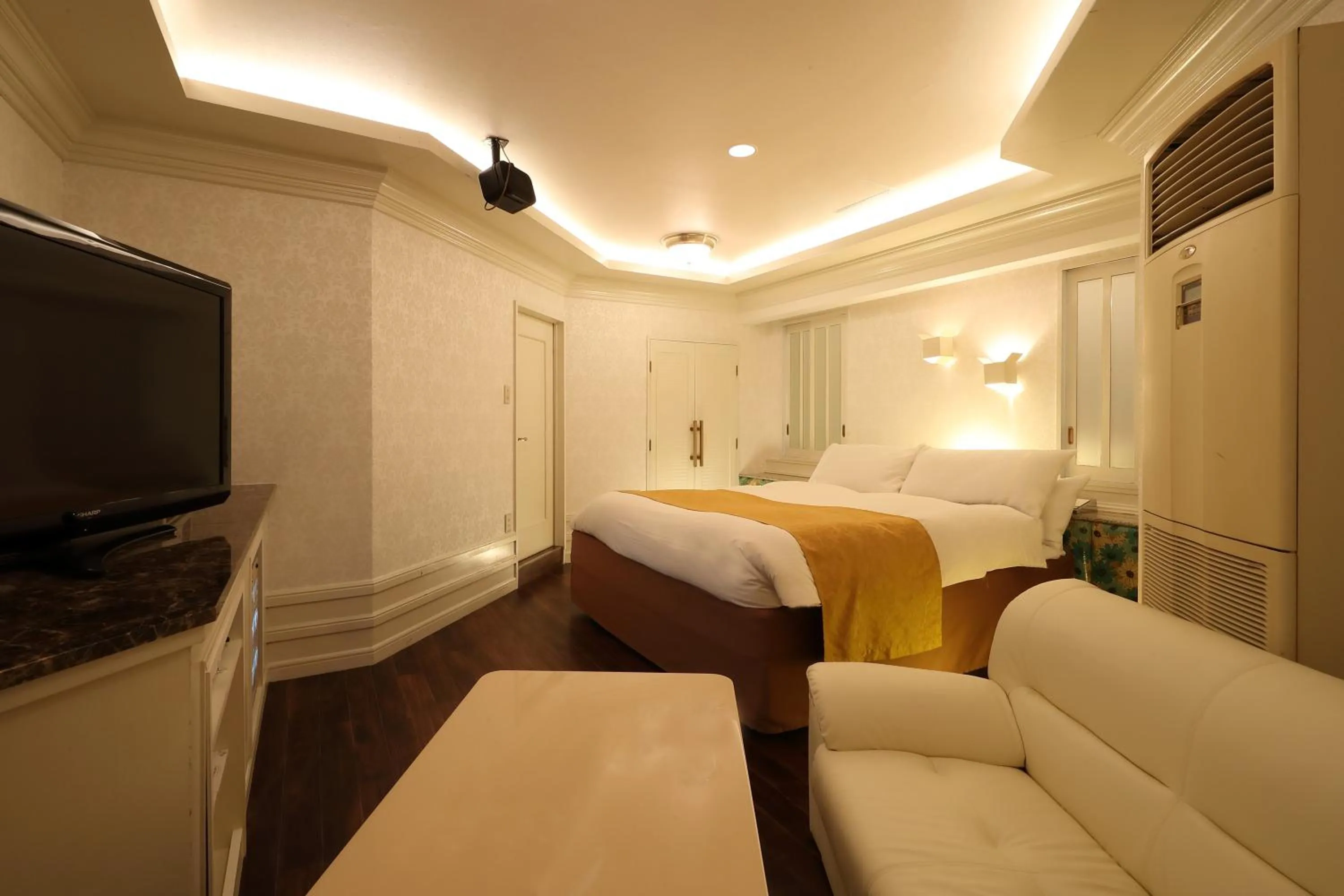 Photo of the whole room, Bed in Hotel Fine Garden Okayama I