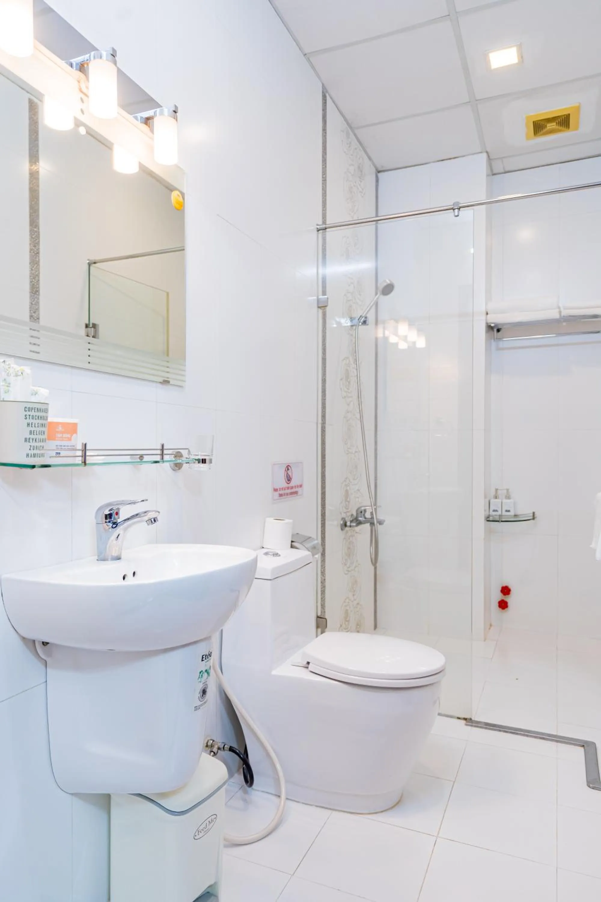 Bathroom in Ben Thanh Retreats Hotel