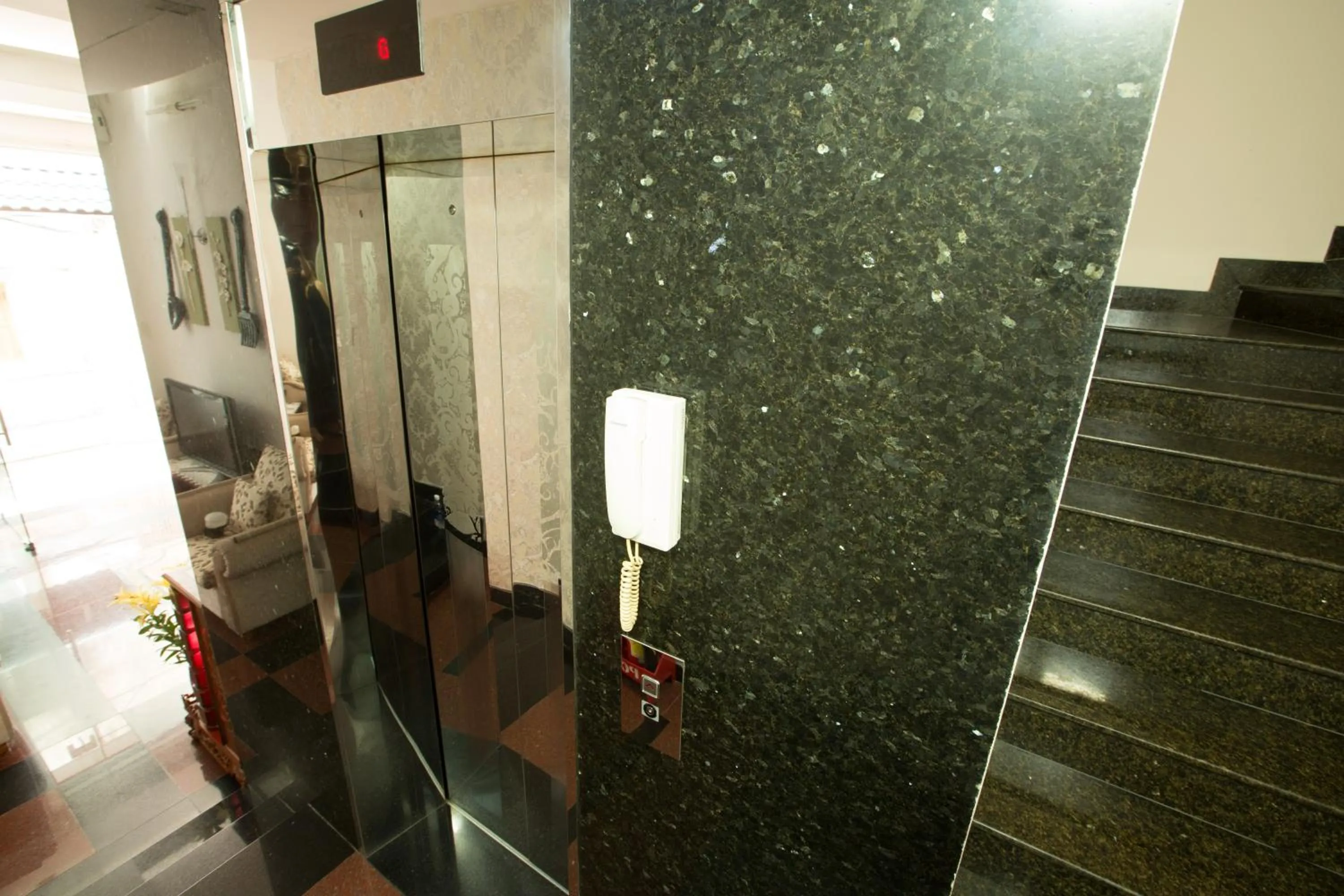 elevator in Ben Thanh Retreats Hotel
