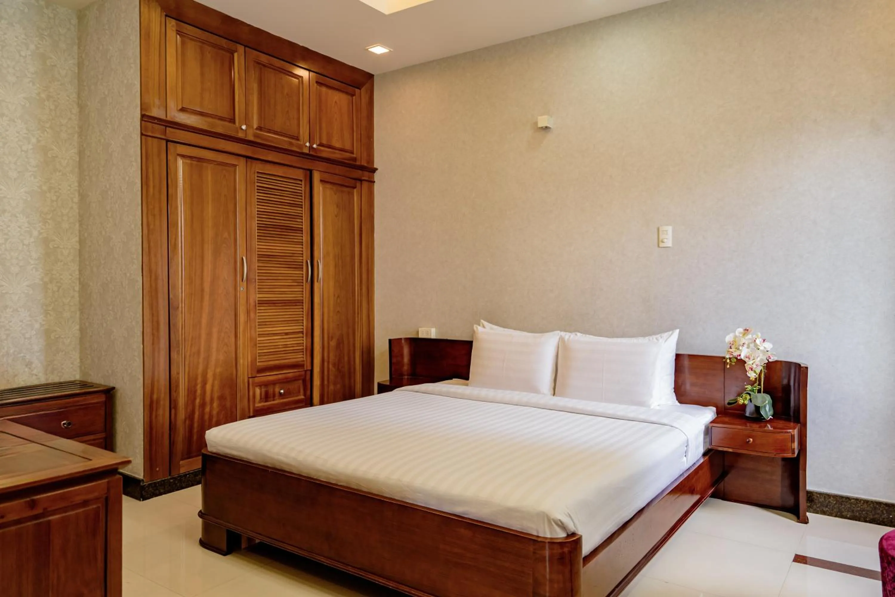 Bedroom, Bed in Ben Thanh Retreats Hotel