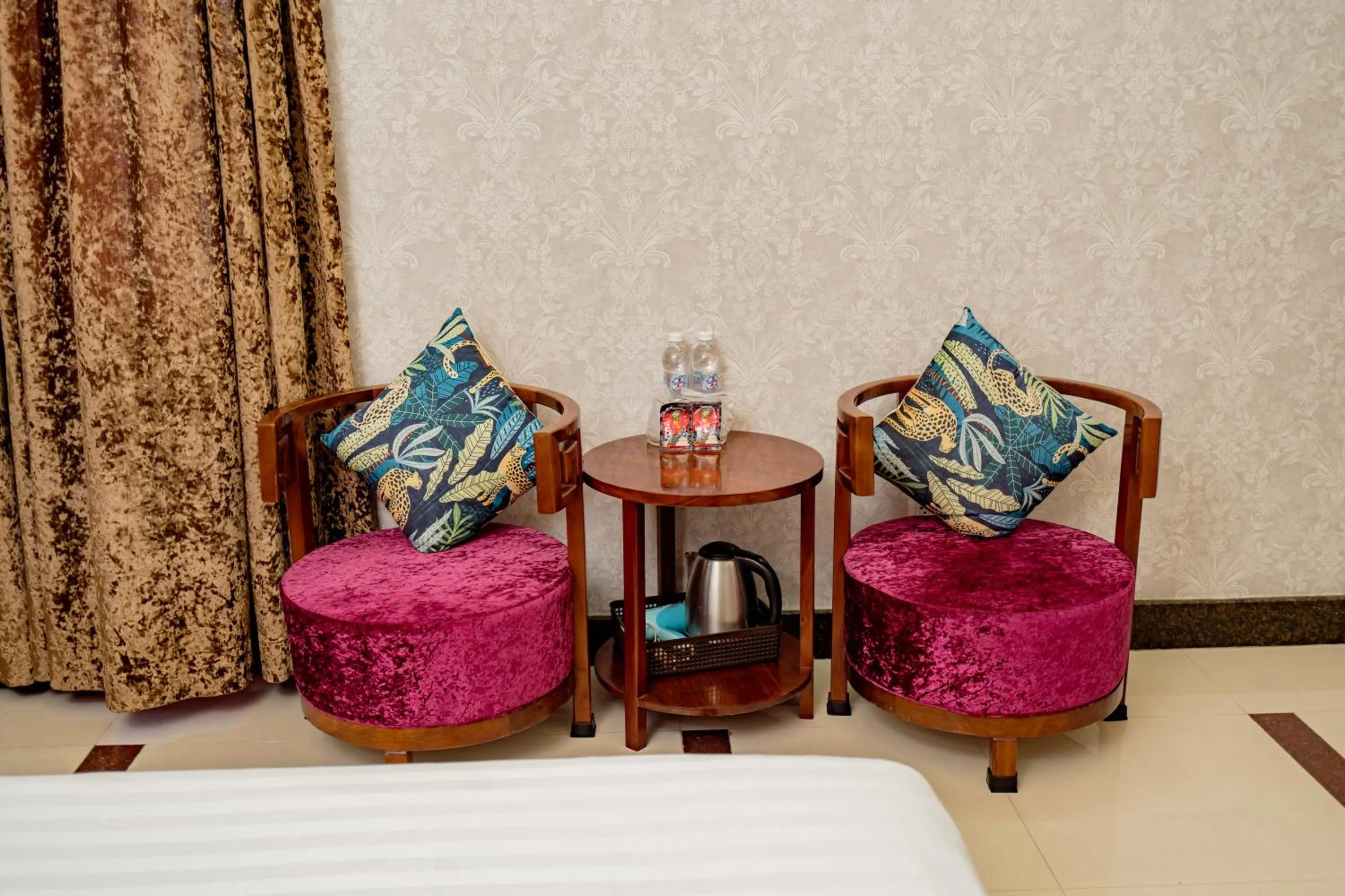 Seating area in Ben Thanh Retreats Hotel