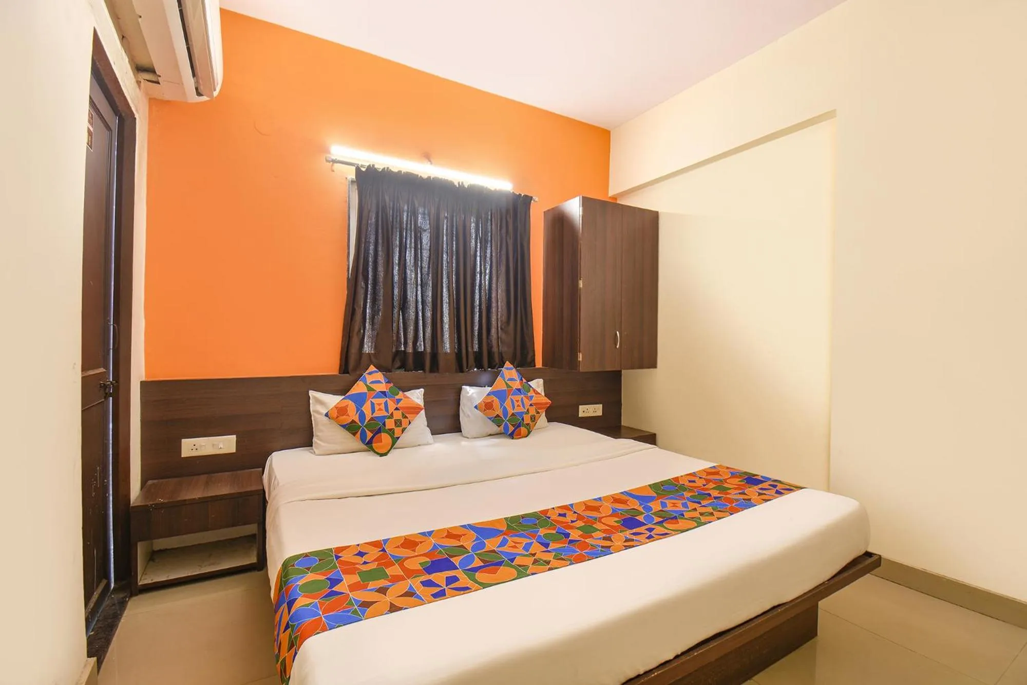 Bed in FabExpress Comfort Executive - Nr Butterfly Park - Hinjawadi