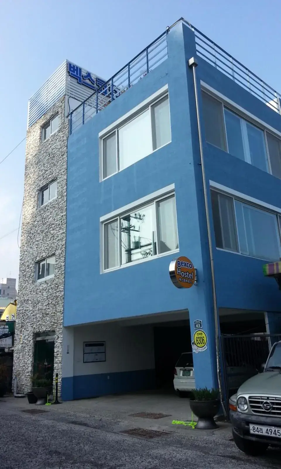 Facade/entrance in Bexco Hostel B&B Facade/entrance in Bexco Hostel B&B