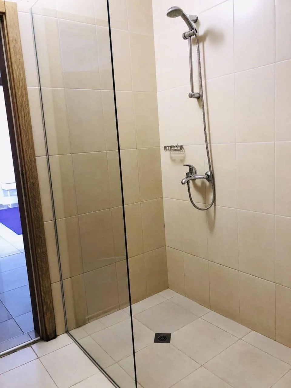 Bathroom in Executive Rooms and Suites Play