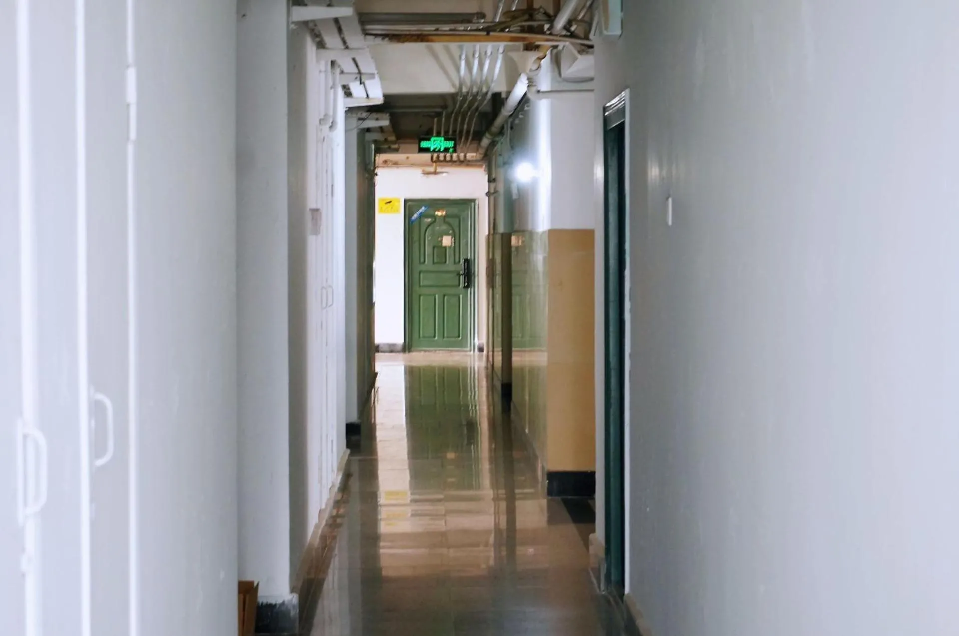 On site in Xus Residential Apartment Near Jiefangbei and Hongya Cave In The City Centre