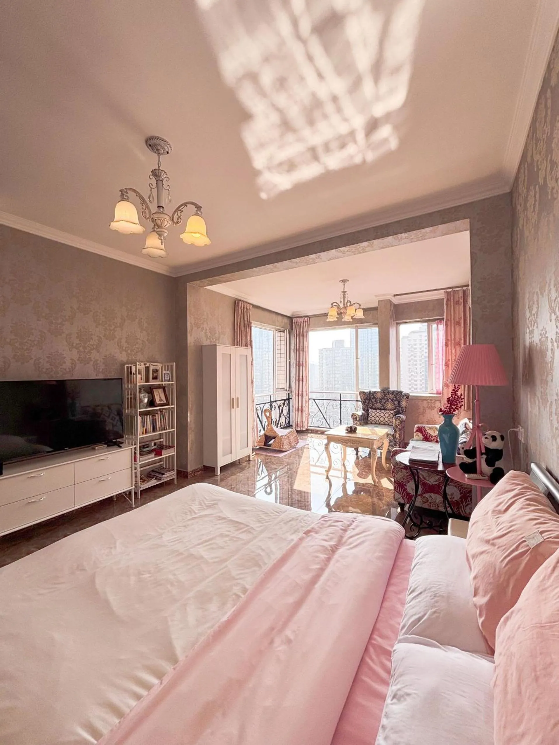 Xus Residential Apartment Near Jiefangbei and Hongya Cave In The City Centre
