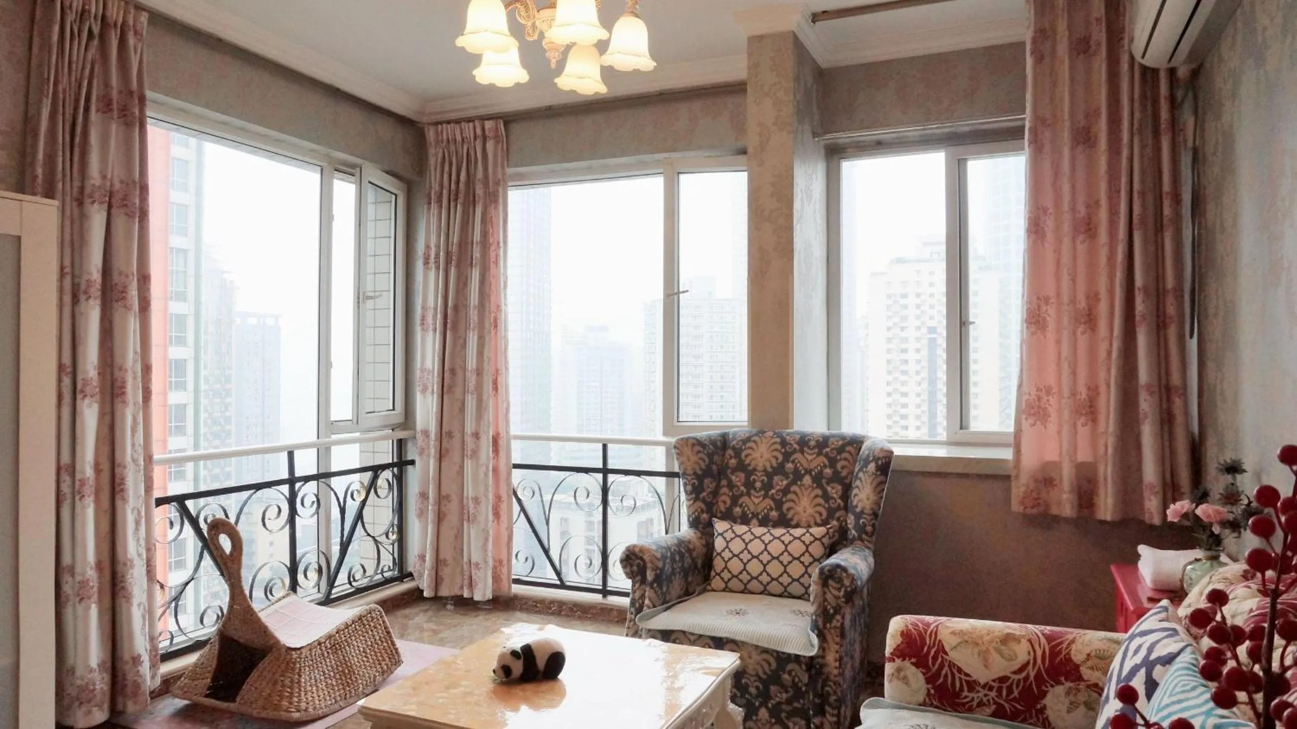 Photo of the whole room in Xus Residential Apartment Near Jiefangbei and Hongya Cave In The City Centre