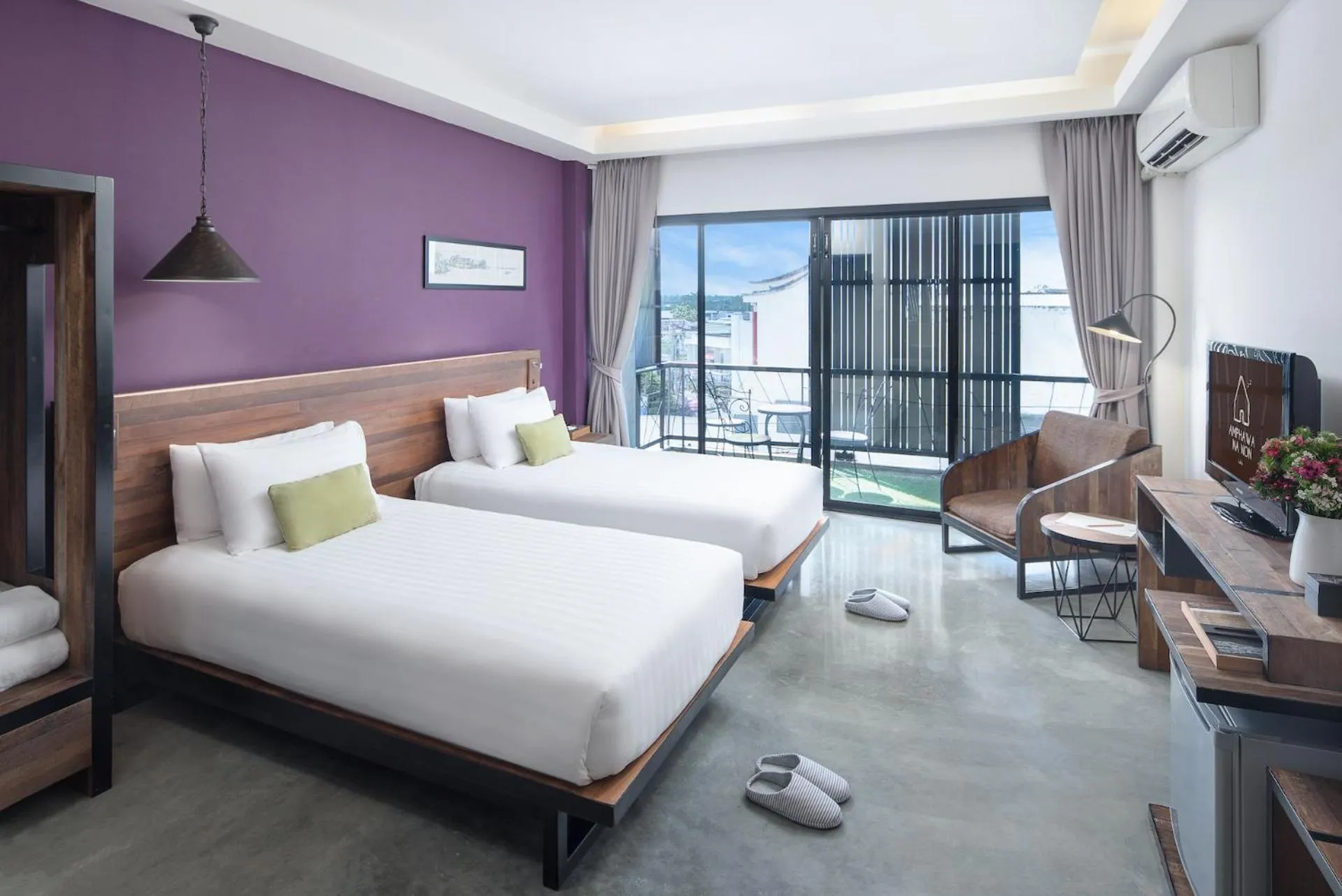 Bed in Amphawa Nanon Hotel