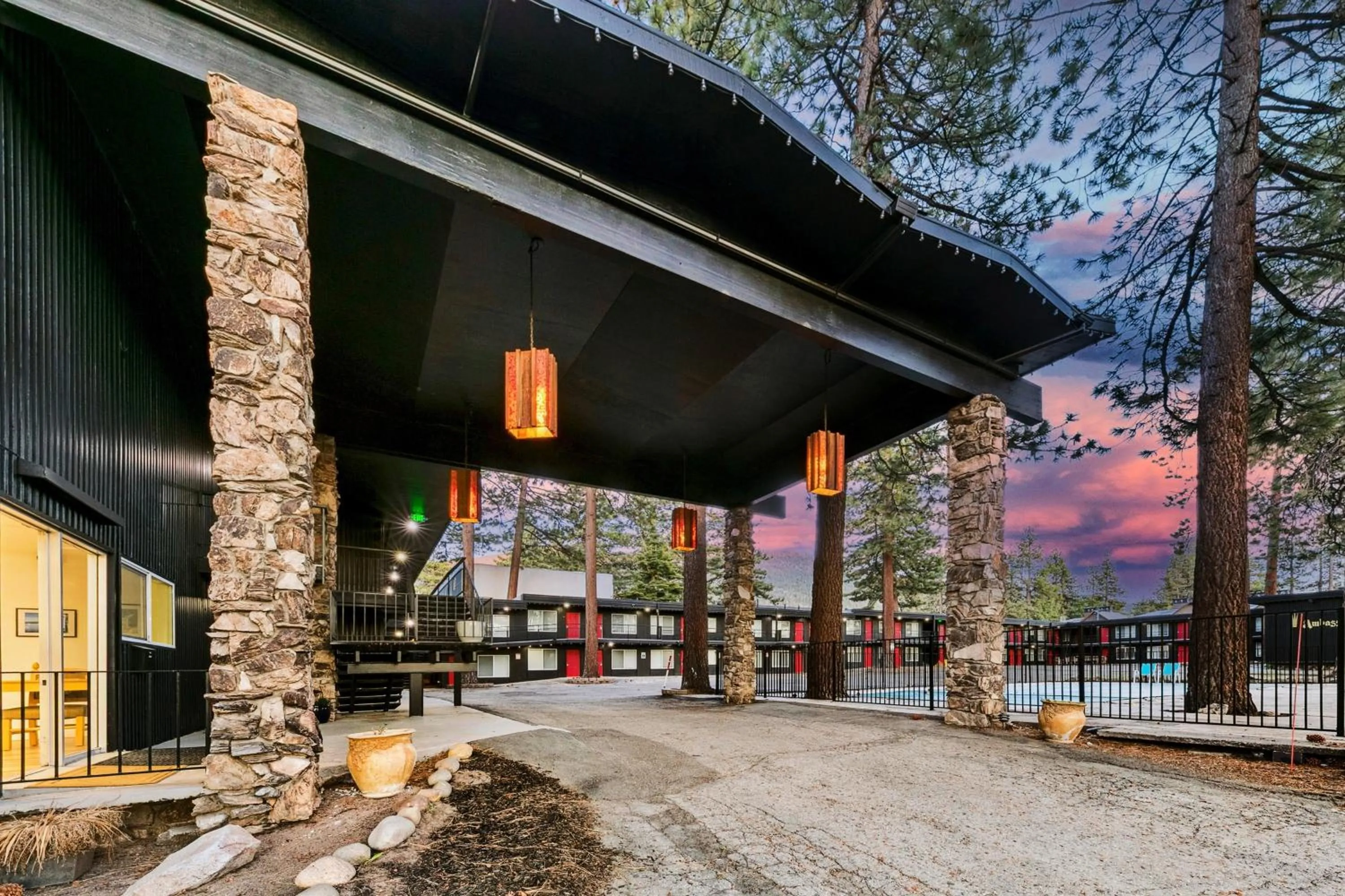Property building in Ambassador Lake Tahoe