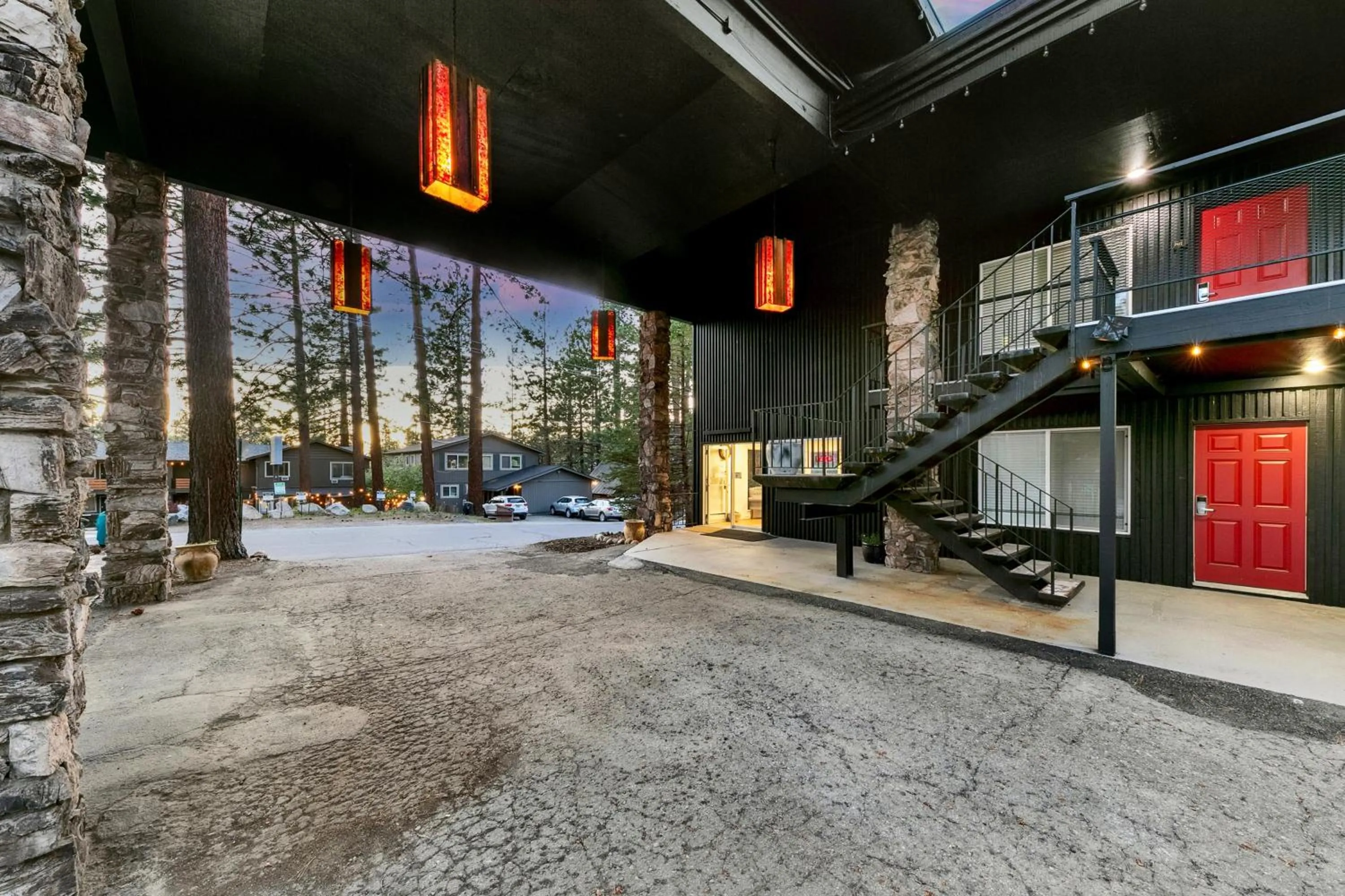 Property building in Ambassador Lake Tahoe
