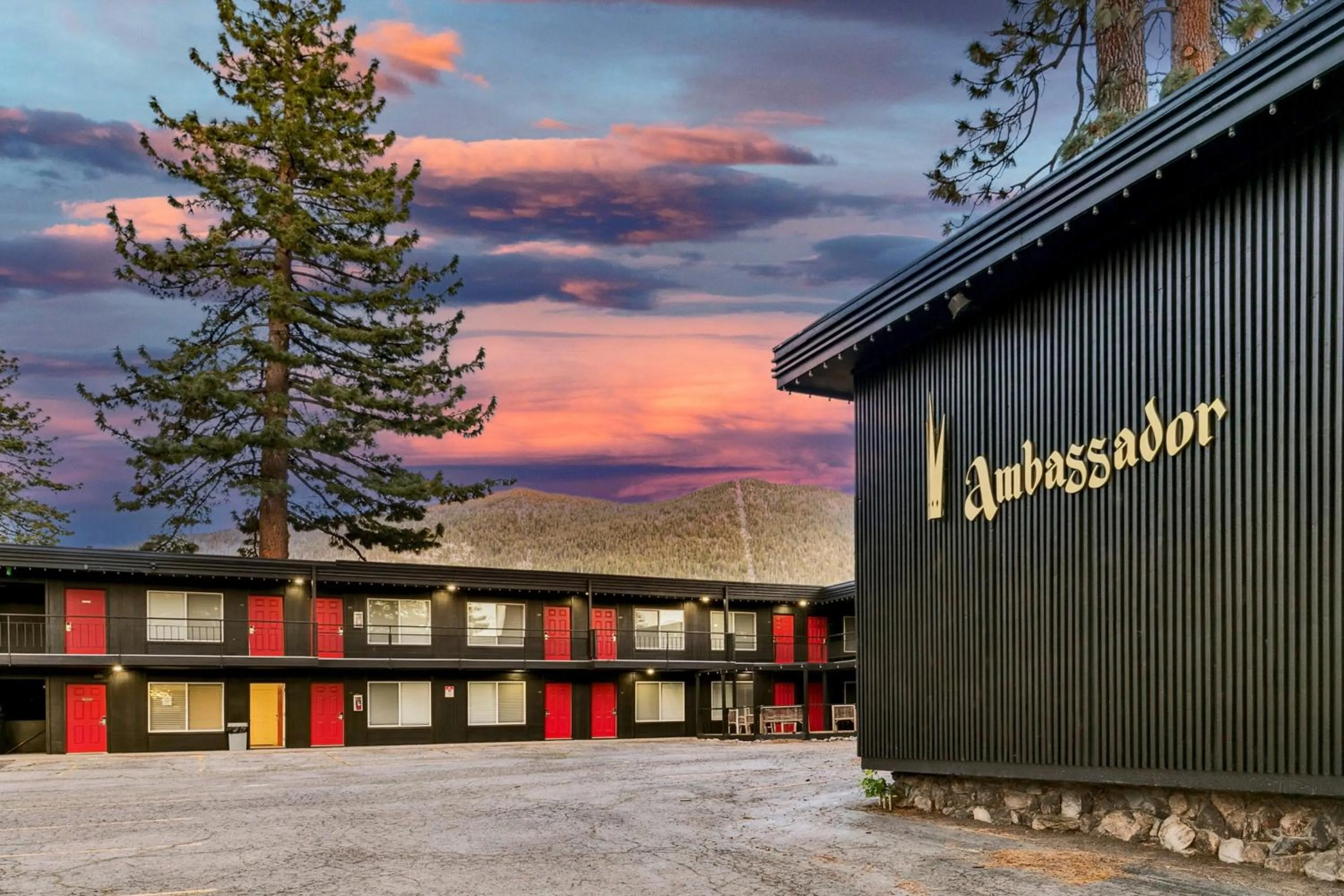 Property building in Ambassador Lake Tahoe