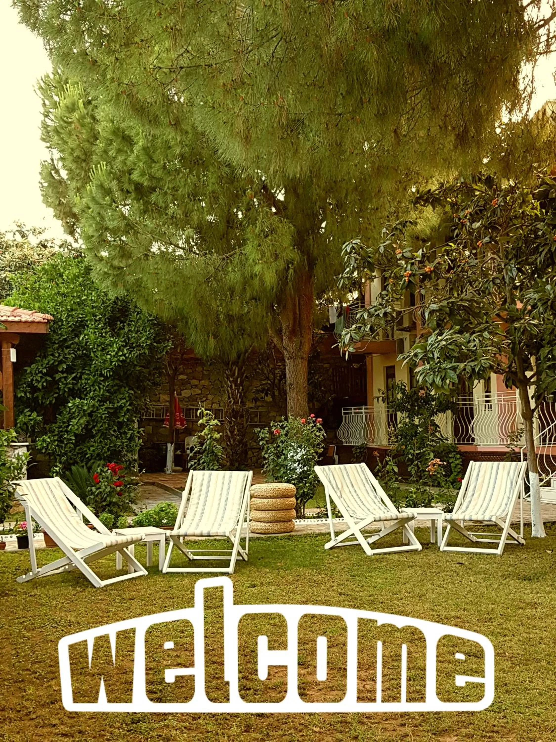 Garden in İlkiz Beach Hotel