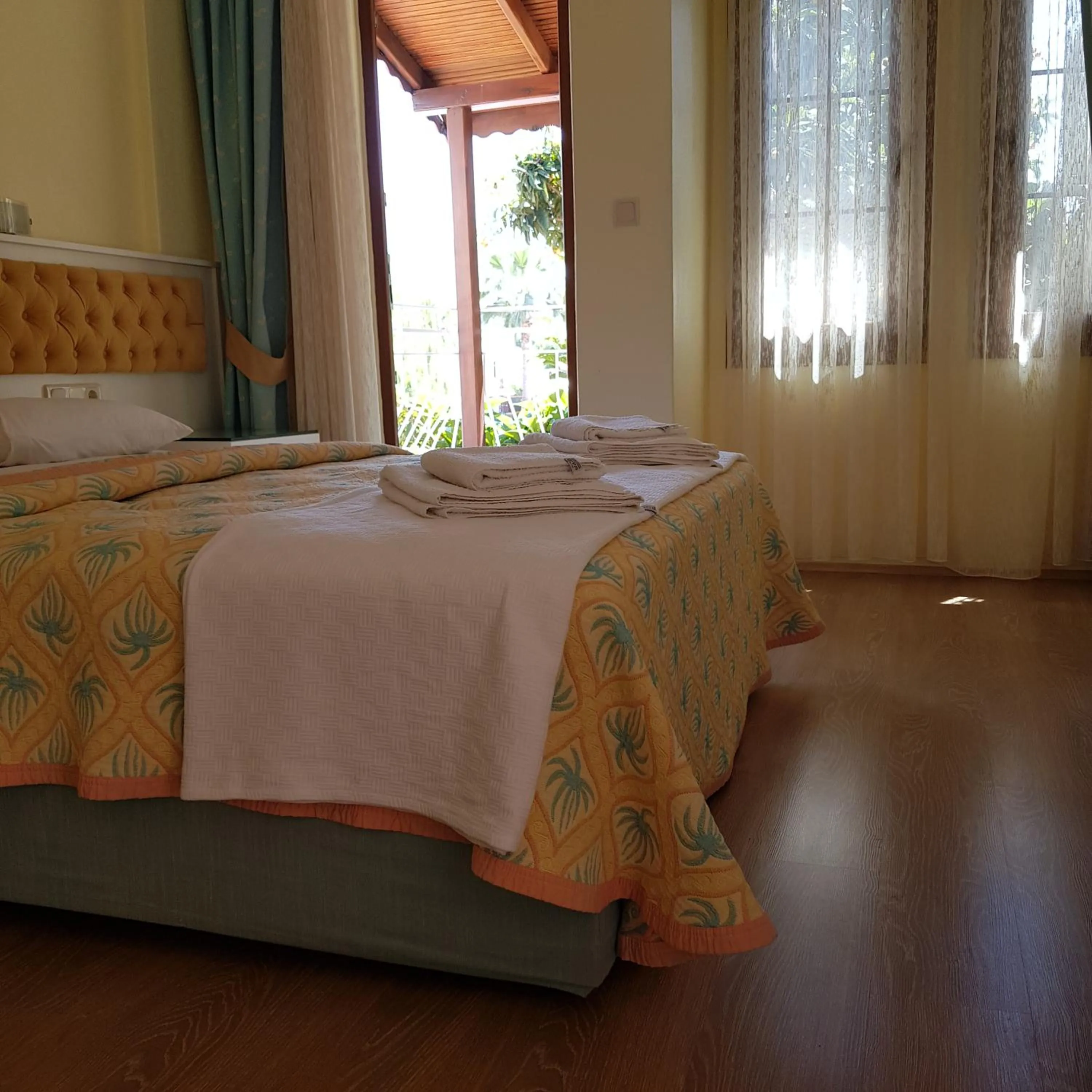 Bed in İlkiz Beach Hotel