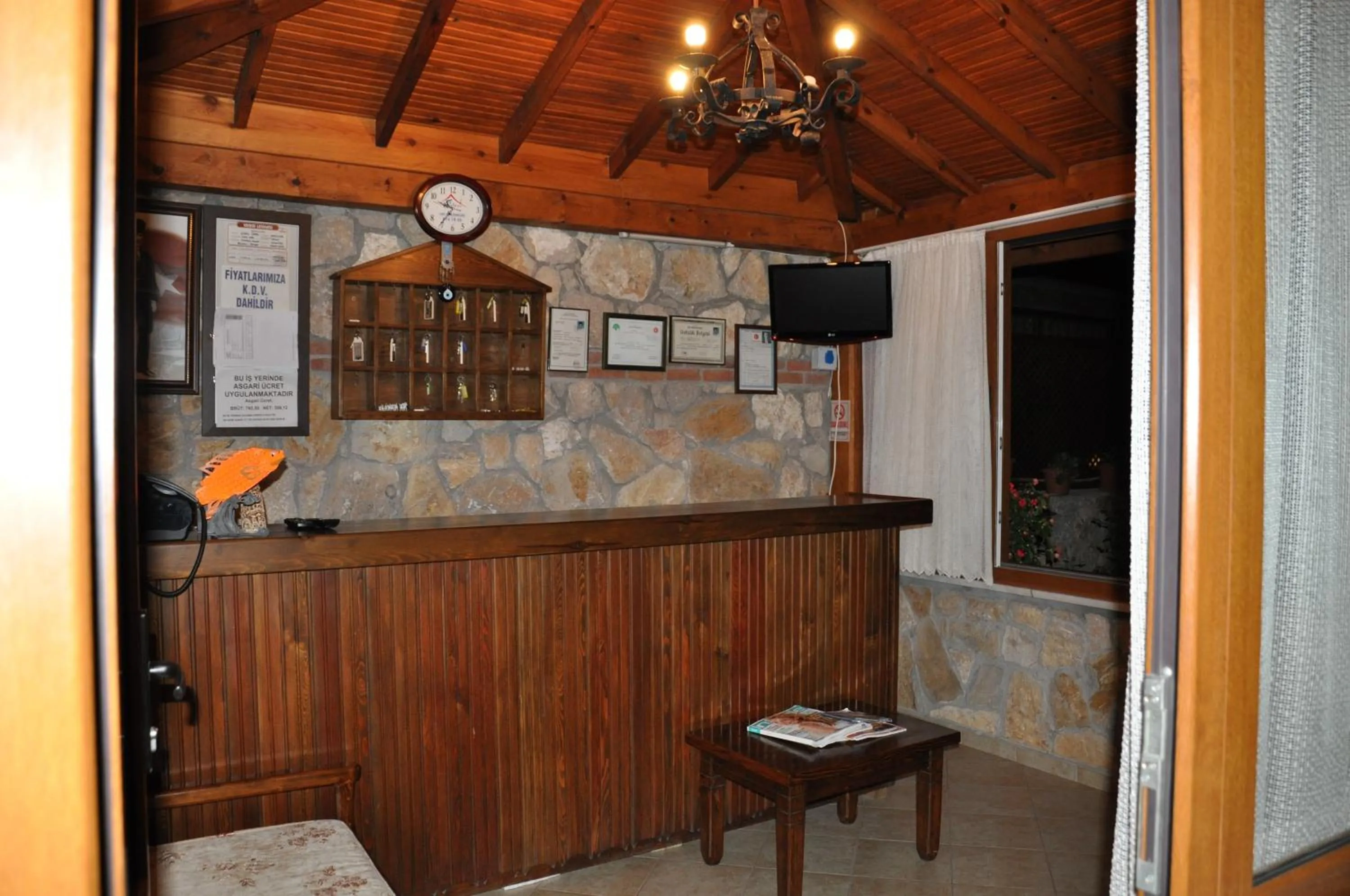 Lobby or reception in İlkiz Beach Hotel