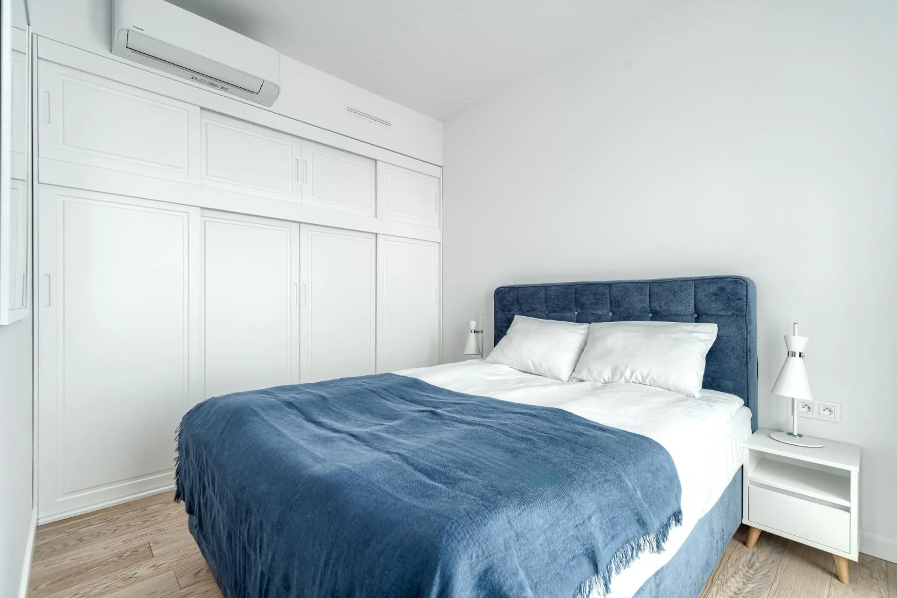 Bedroom, Bed in Apartamenty Marina z widokiem na morze