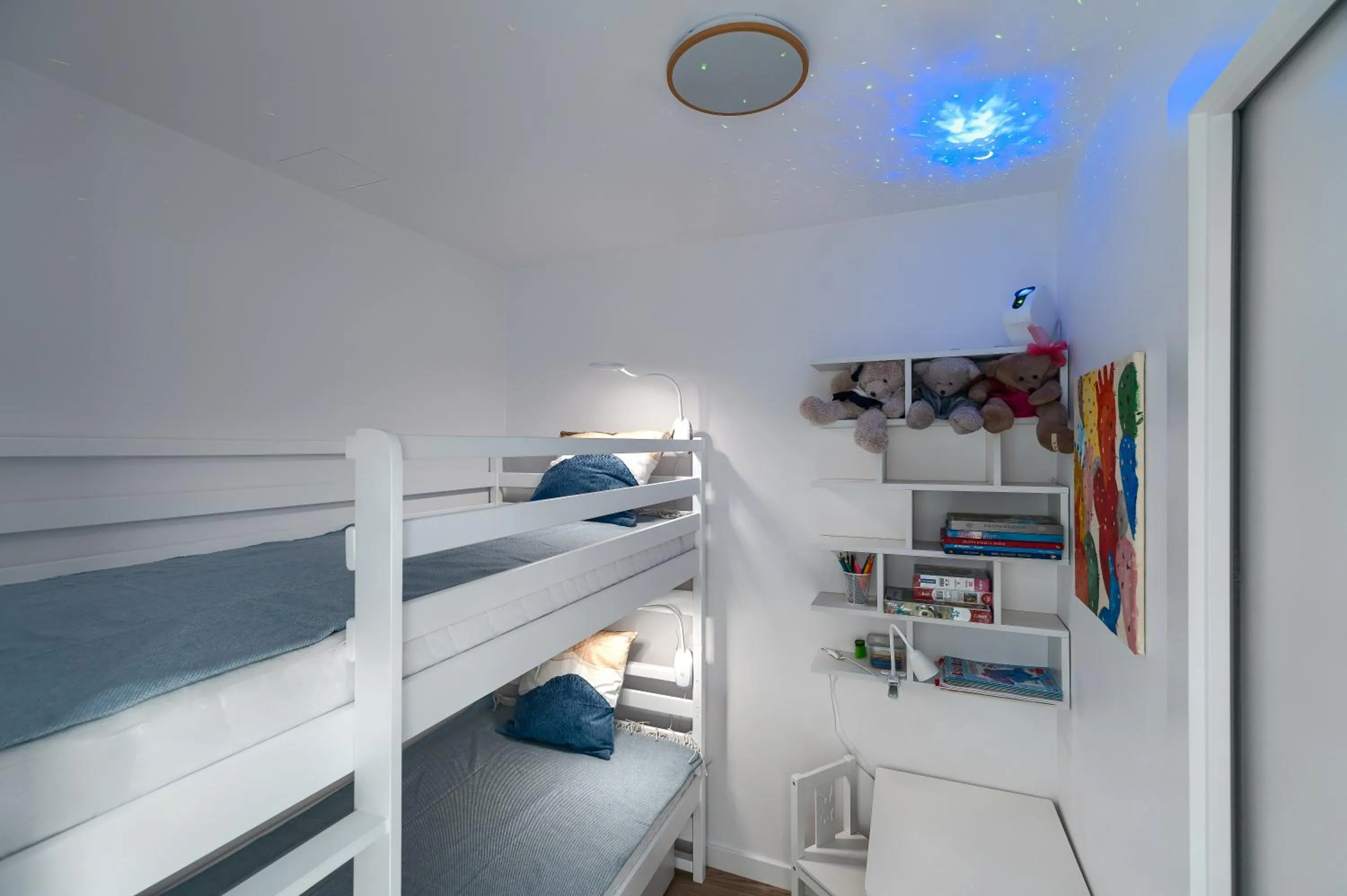 bunk bed, Bed in Apartamenty Marina z widokiem na morze