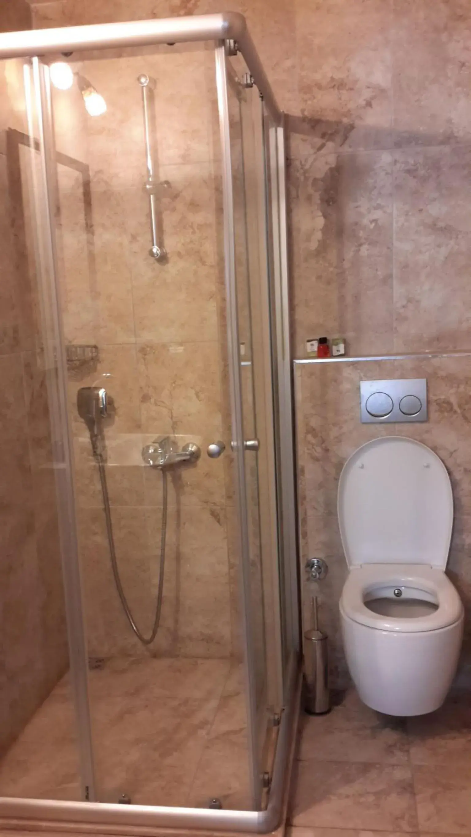 Large Double Room in Sibel Hotel Large Double Room in Sibel Hotel
