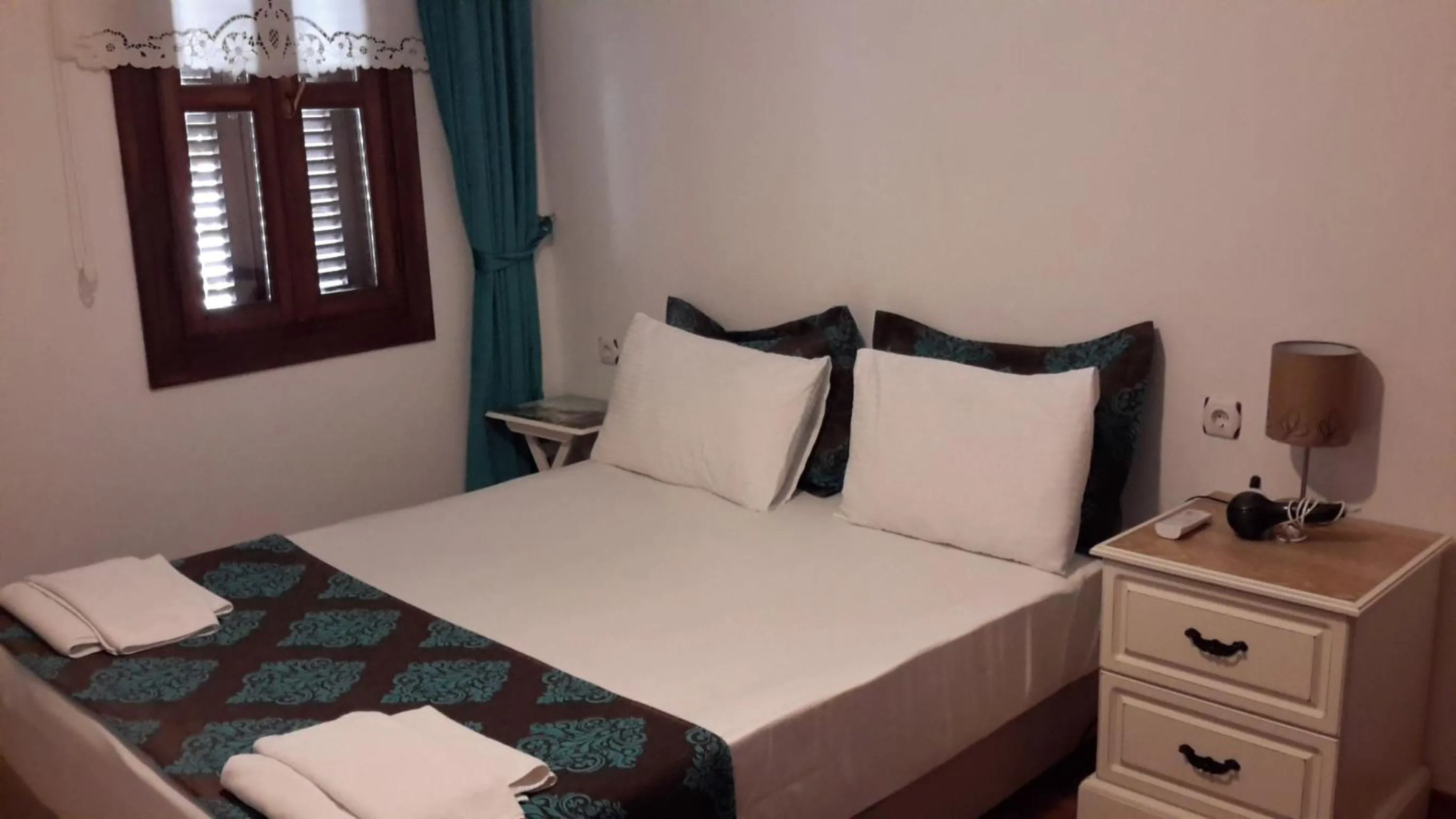 Photo of the whole room, Bed in Sibel Hotel