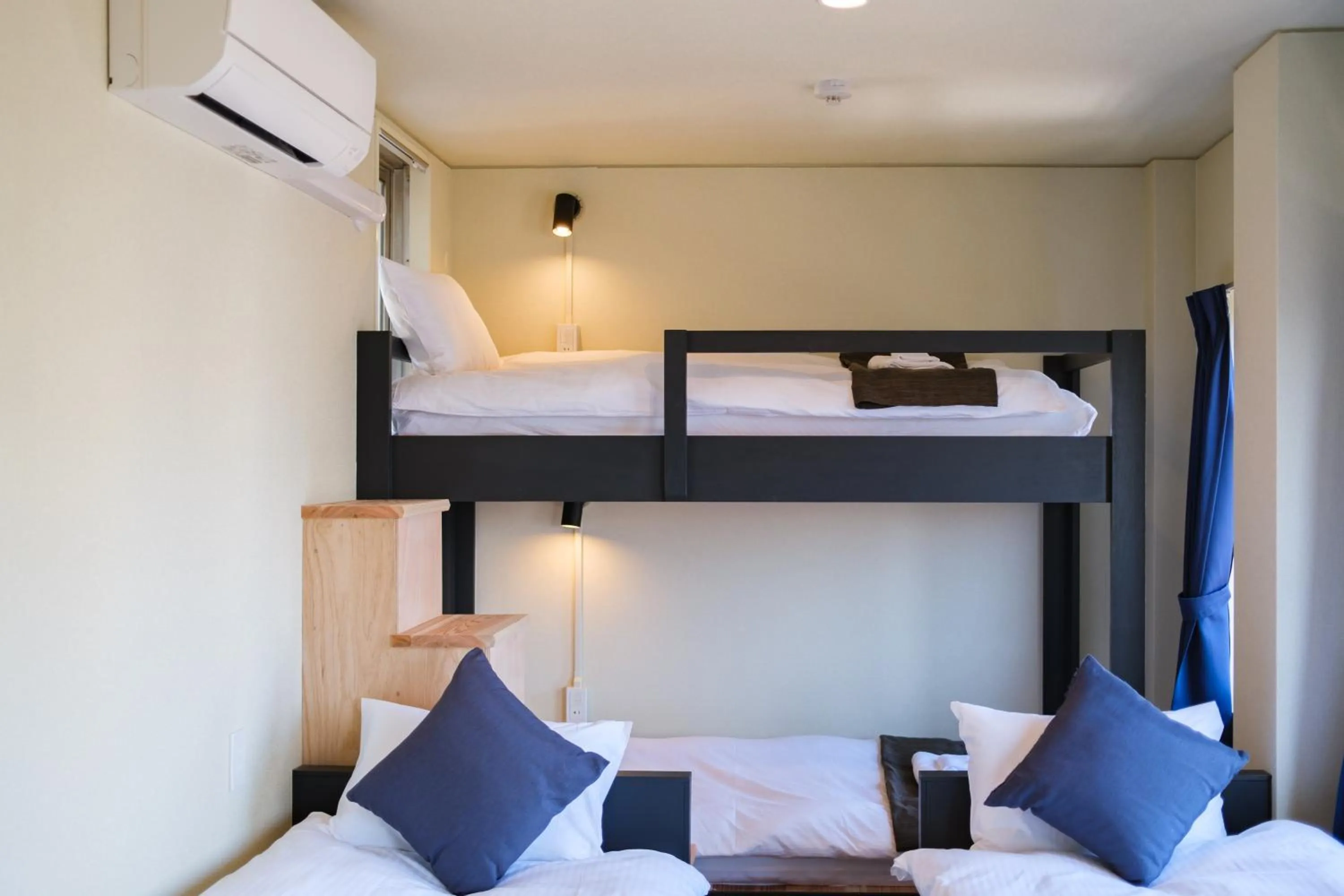 Photo of the whole room, Bed in YAMATO - DOYANEN HOTELs