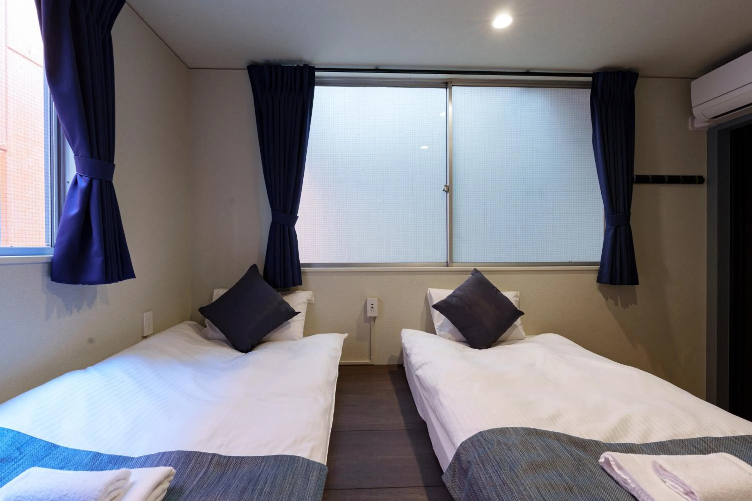 Photo of the whole room, Bed in YAMATO - DOYANEN HOTELs