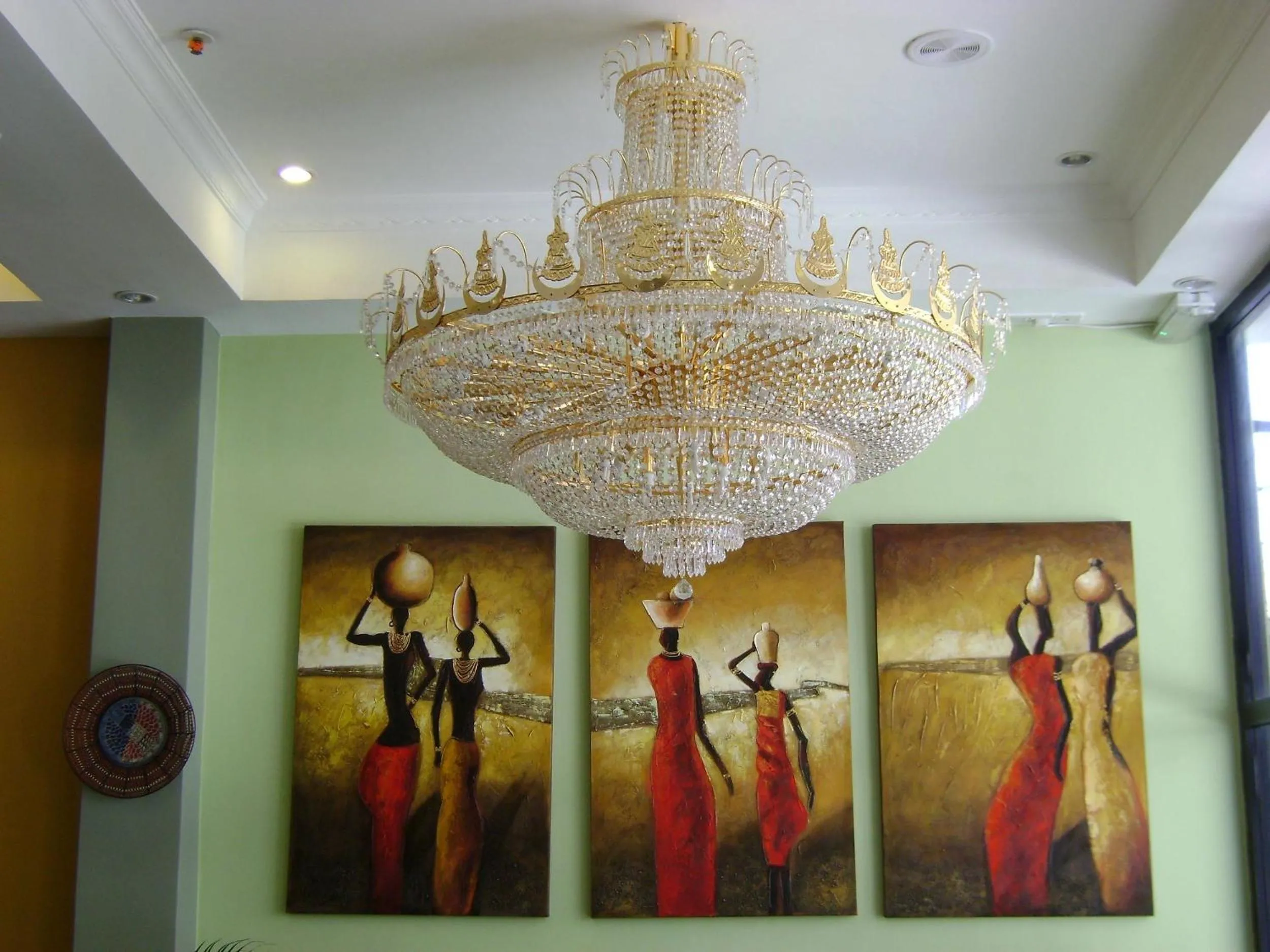 Decorative detail in Hotel Nikko Towers