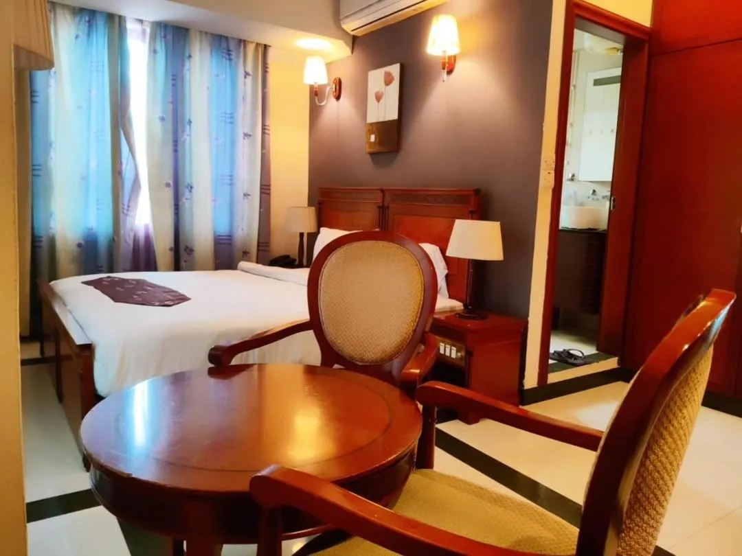 Bed in Hotel Nikko Towers