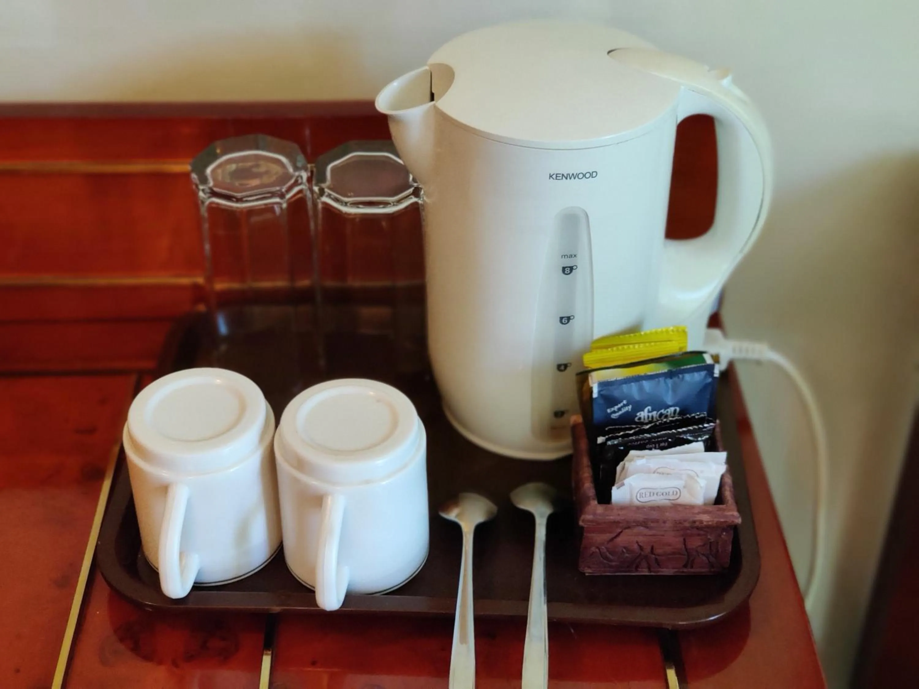 Coffee/tea facilities in Hotel Nikko Towers