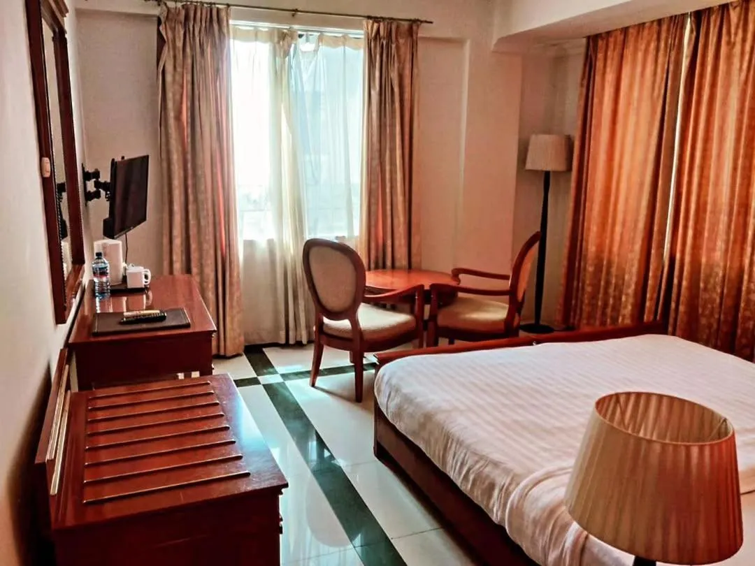 Bed in Hotel Nikko Towers