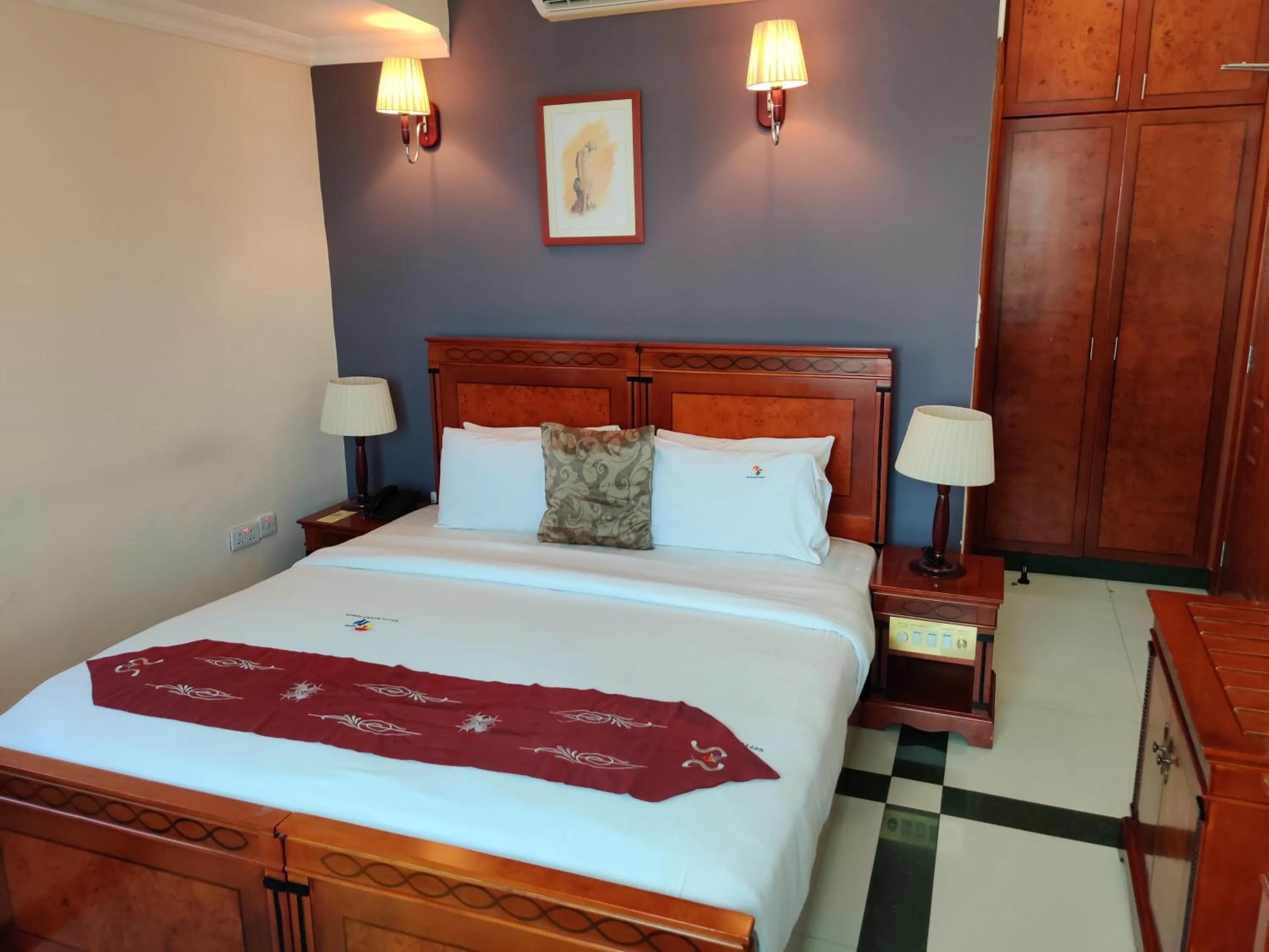 Bed in Hotel Nikko Towers