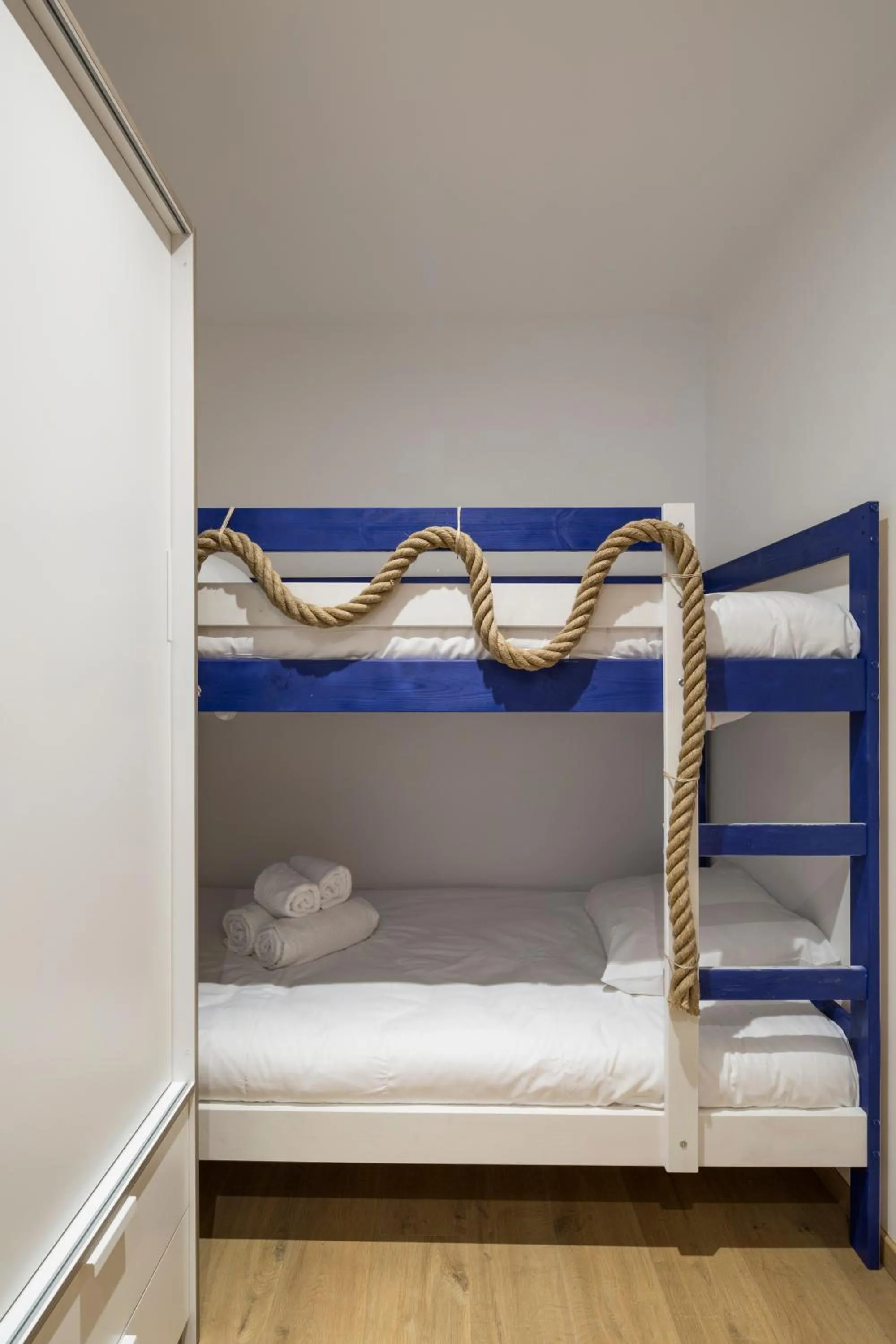Bedroom, Bed in La Cordee by Cocoonr