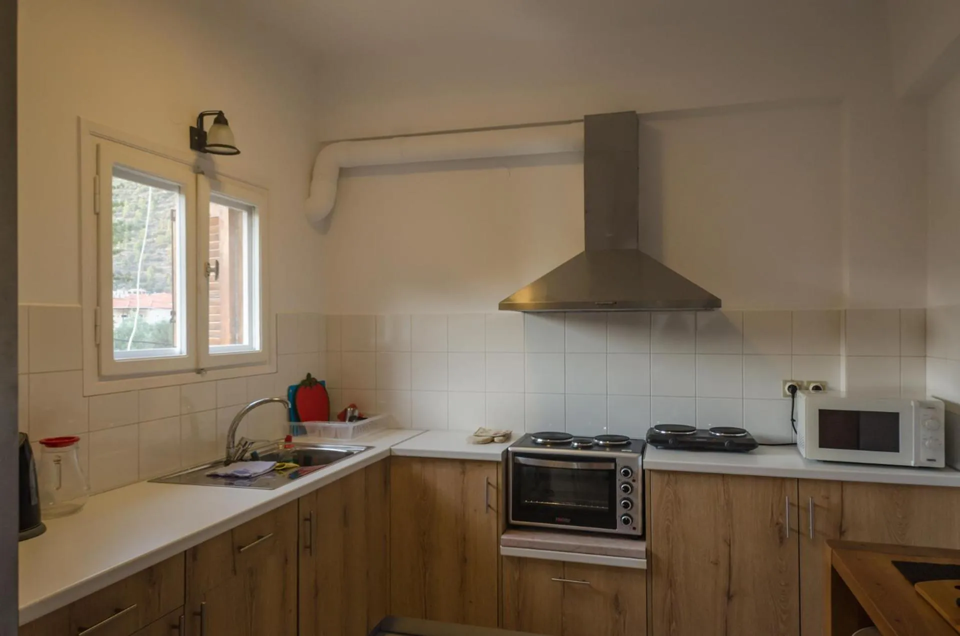 Communal kitchen in Leonidio Rocks