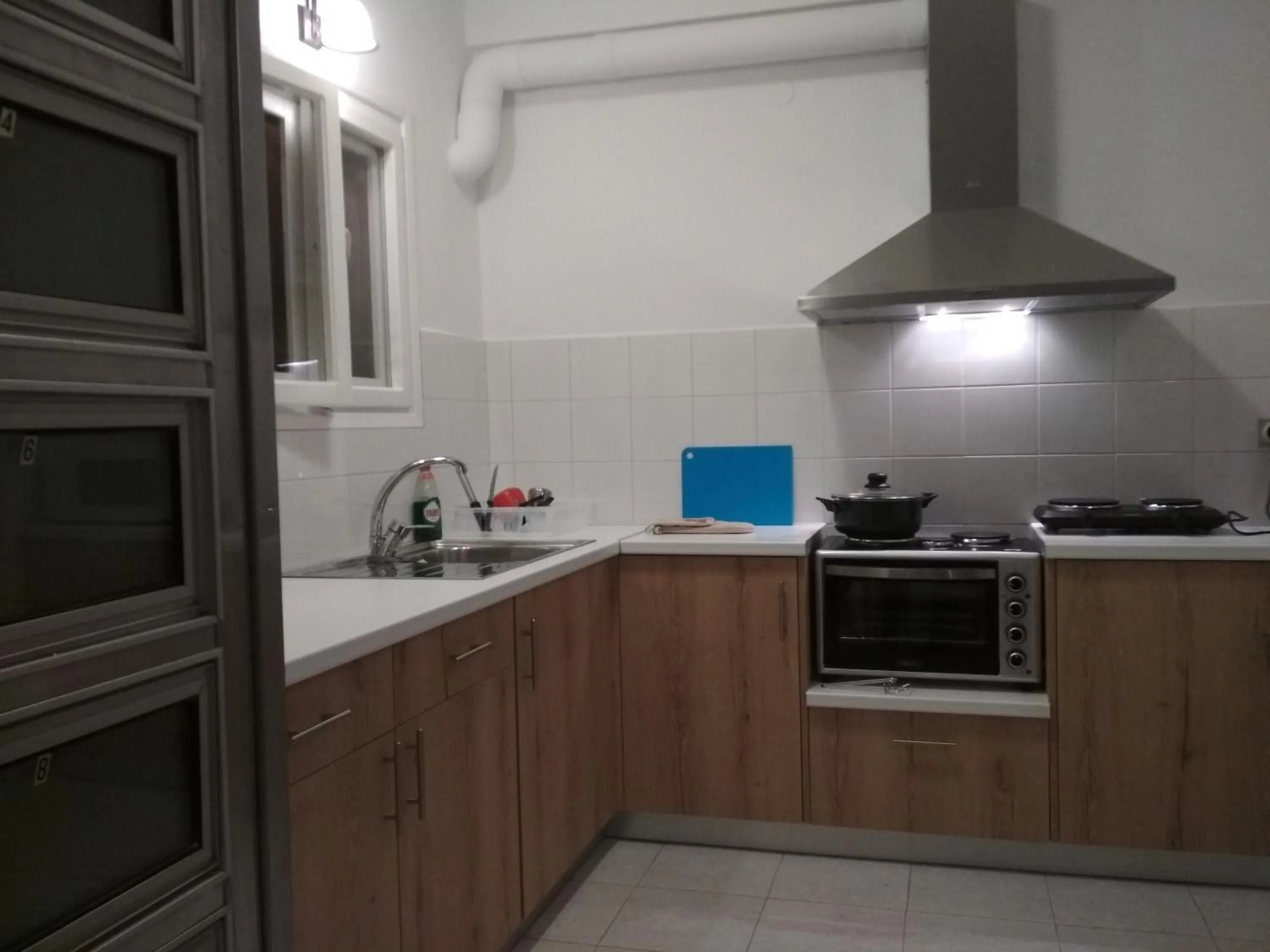 Communal kitchen in Leonidio Rocks