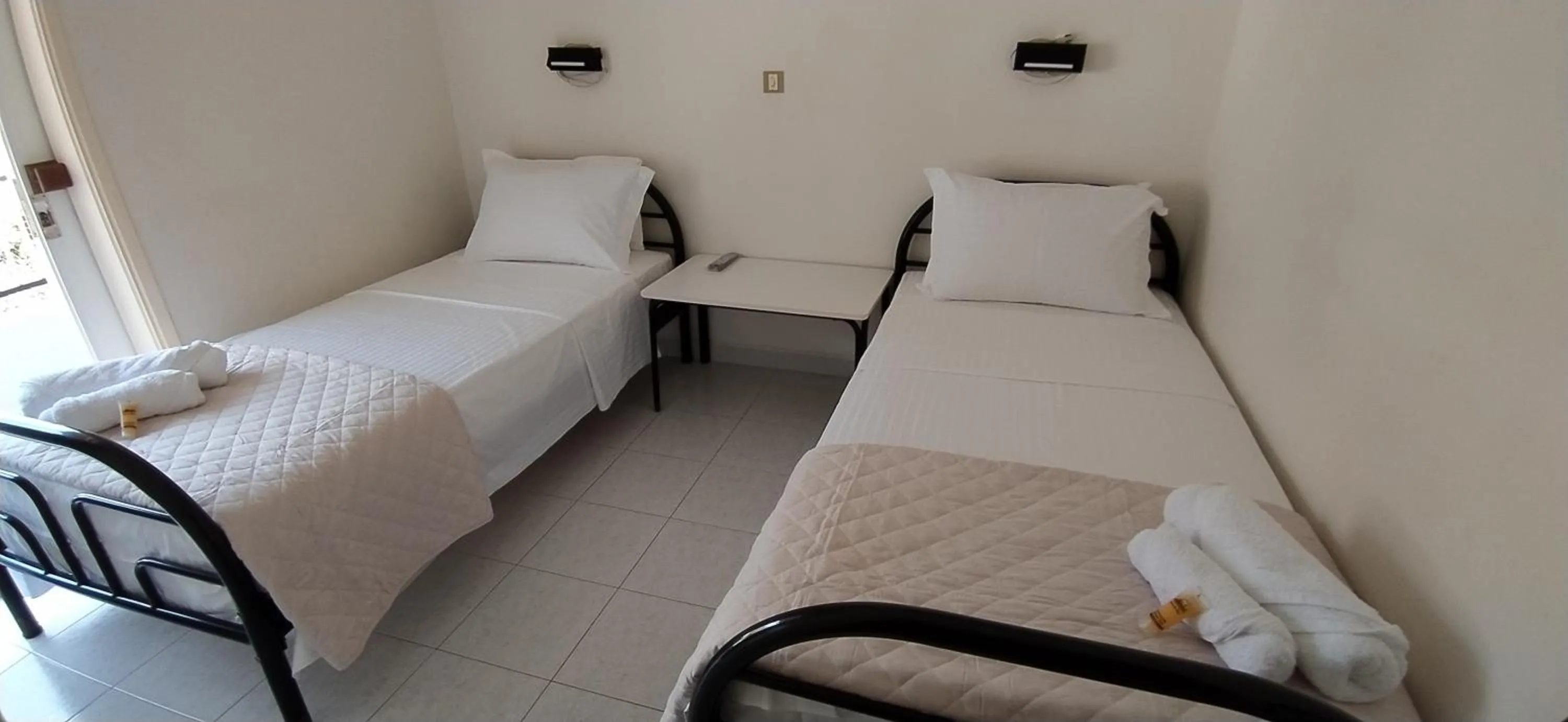 Bed in Leonidio Rocks