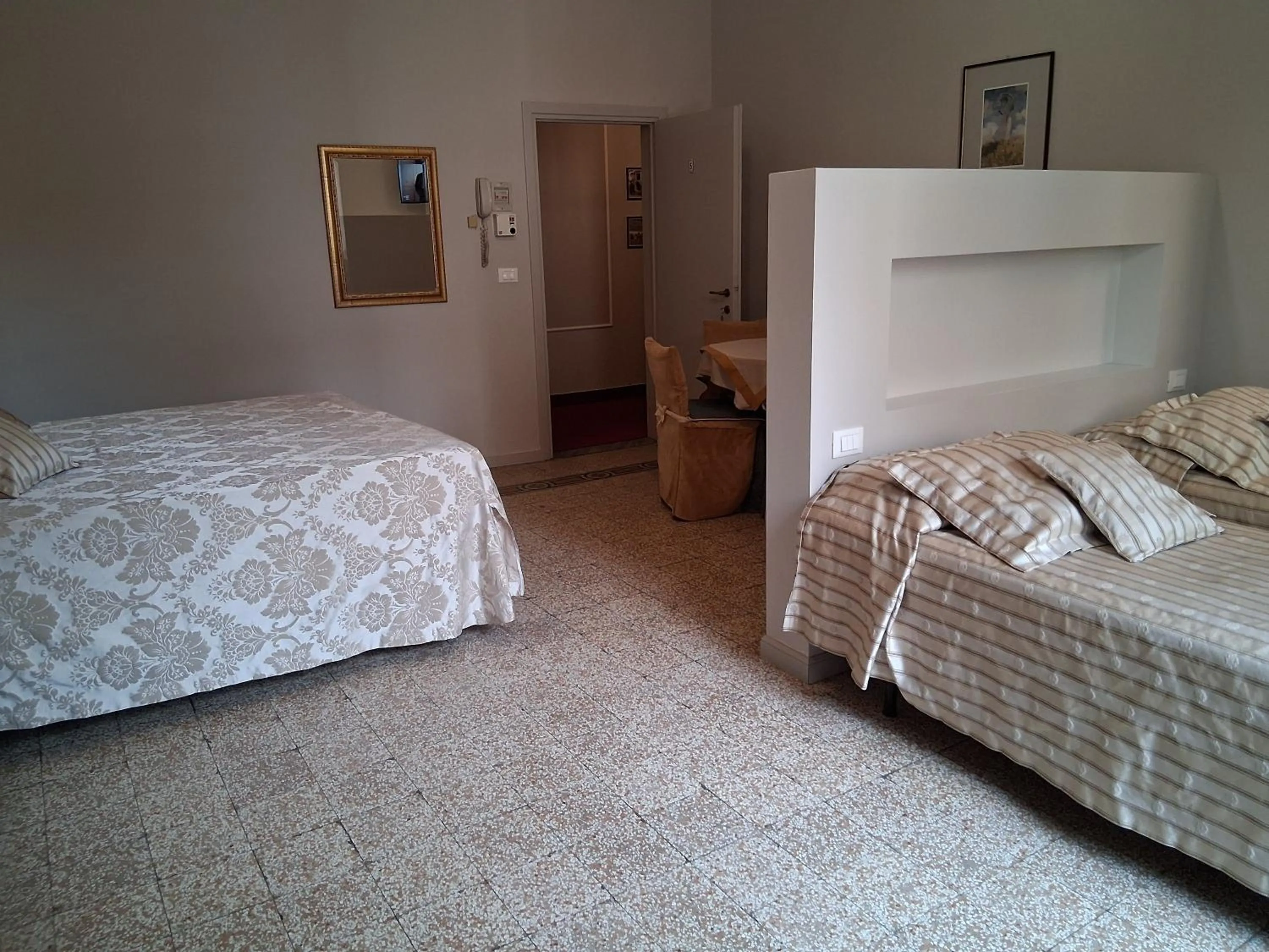 Bed in Hotel Tourist House