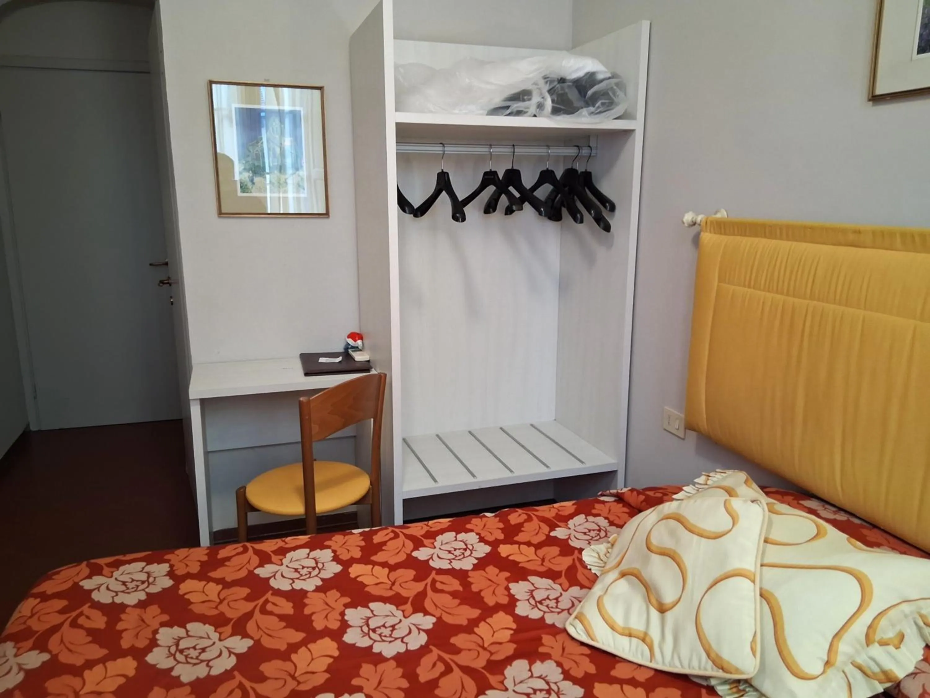 Bed in Hotel Tourist House