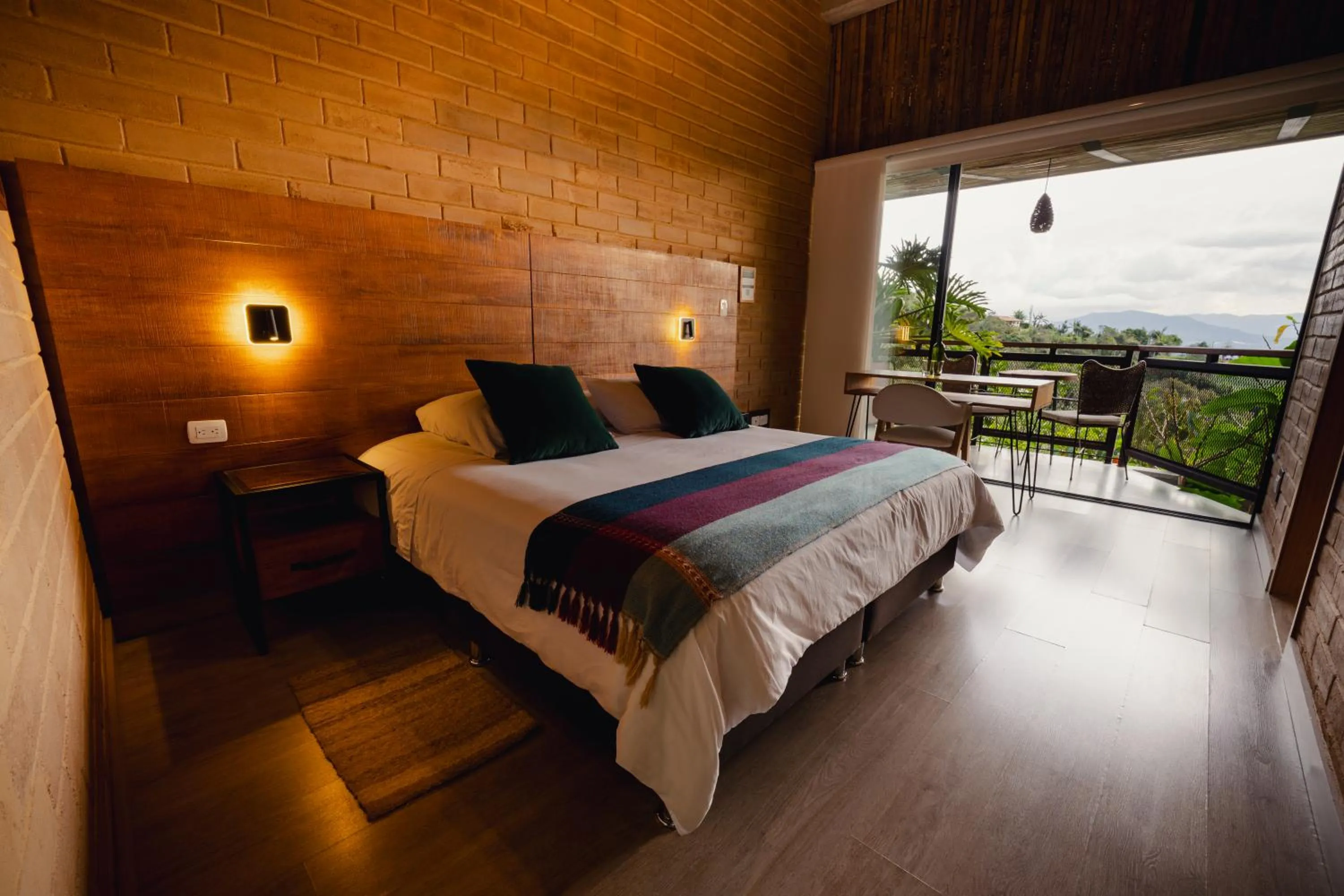 Bed in Cannúa Lodge Hotel