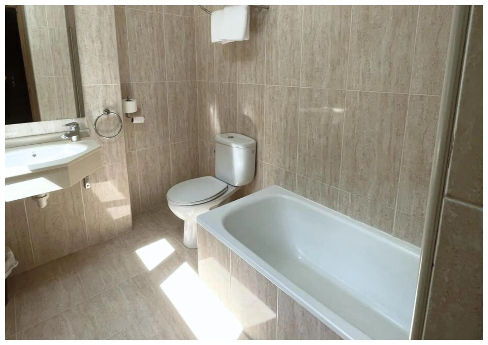 Deluxe Twin Room in Hotel San Lázaro